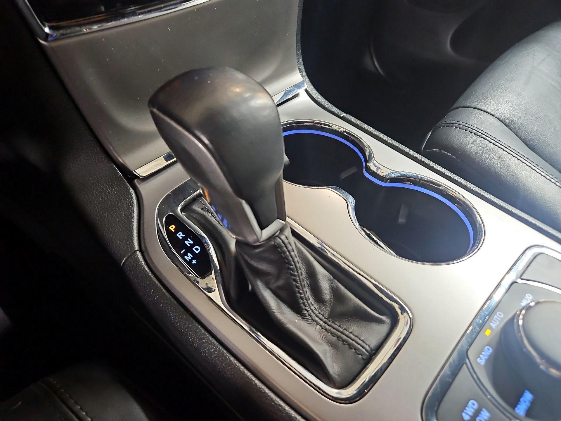 Thumbnail: 2021 Jeep Grand Cherokee - 17