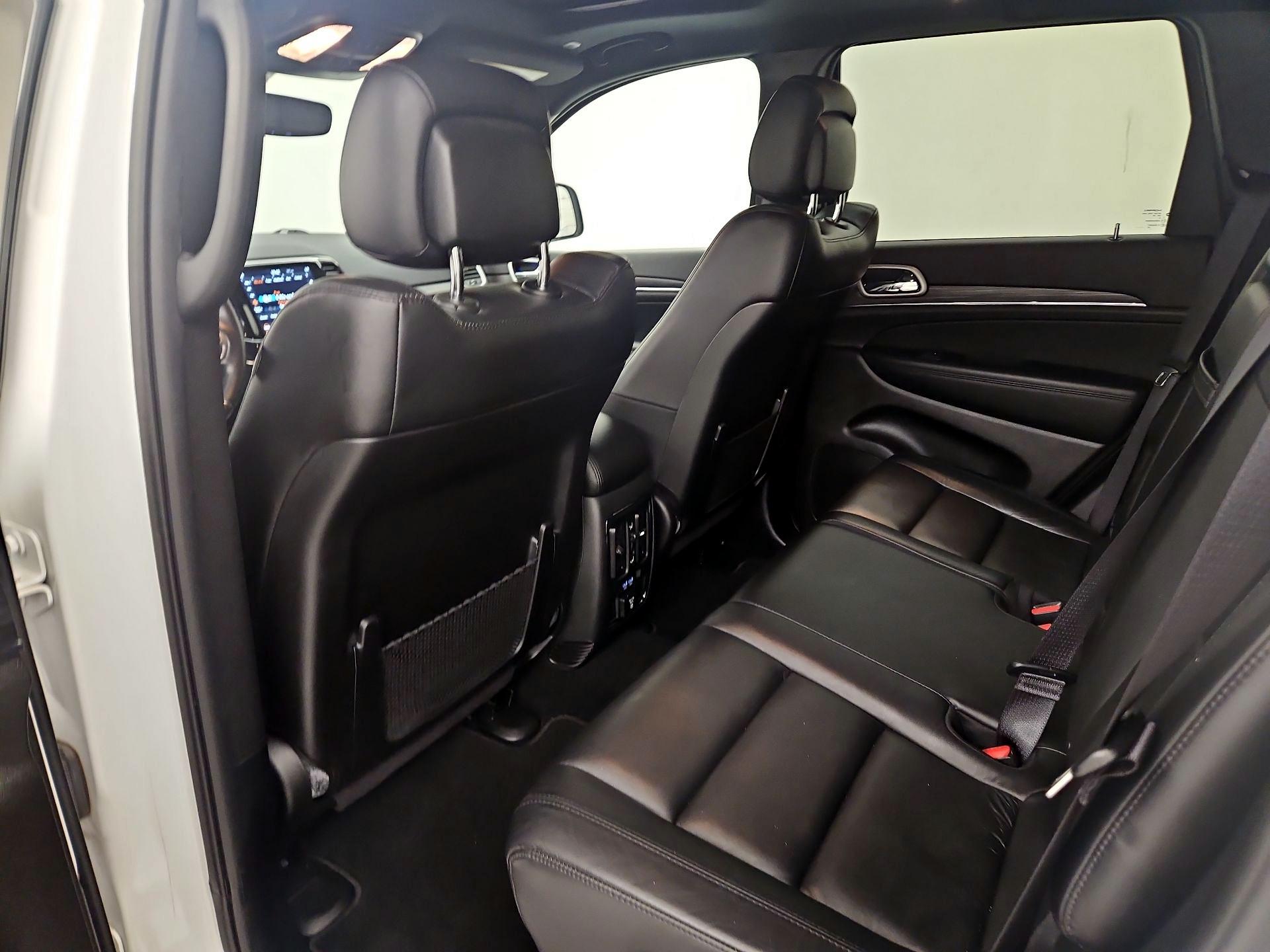Thumbnail: 2021 Jeep Grand Cherokee - 20