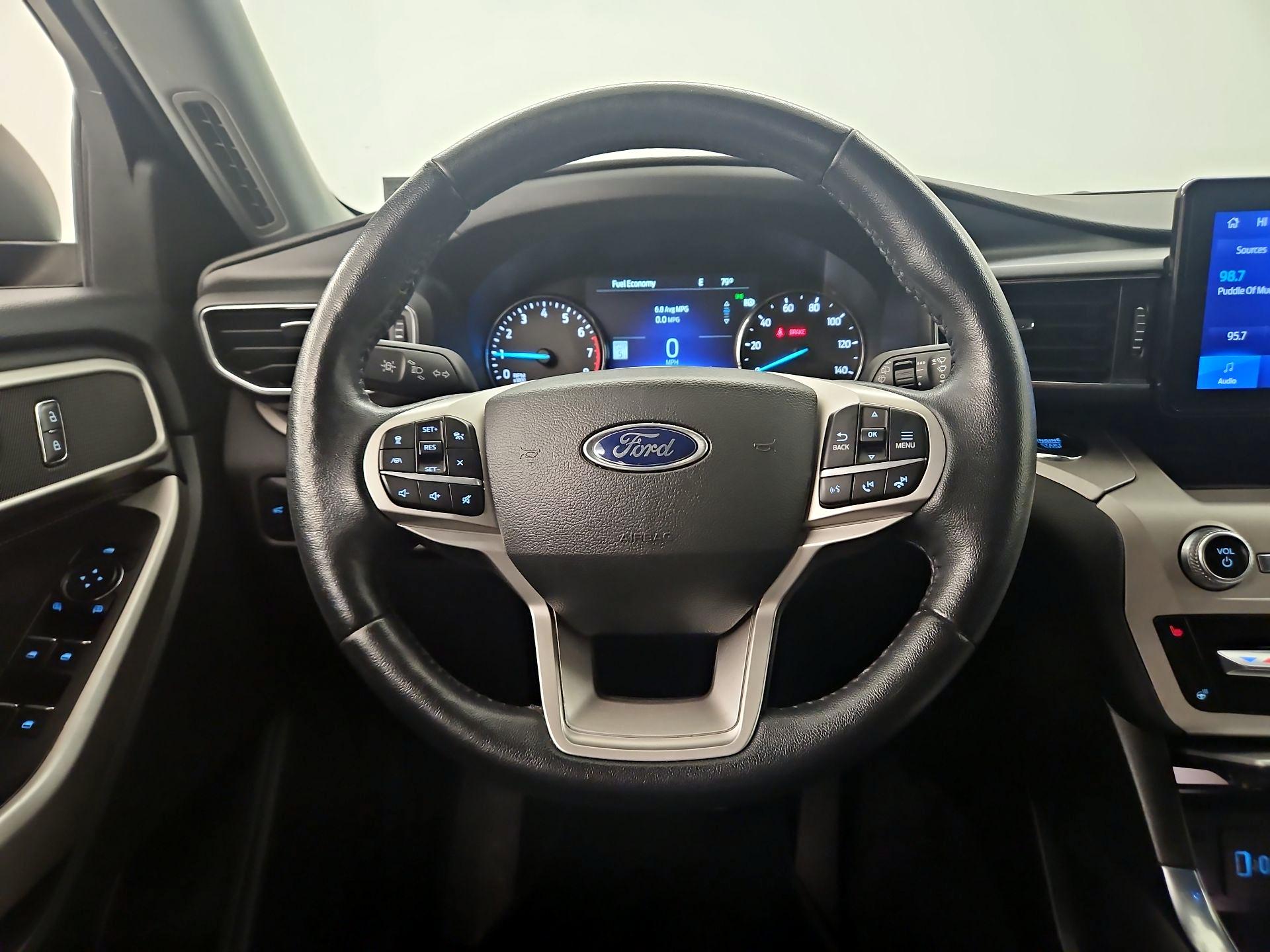 Thumbnail: 2022 Ford Explorer - 10