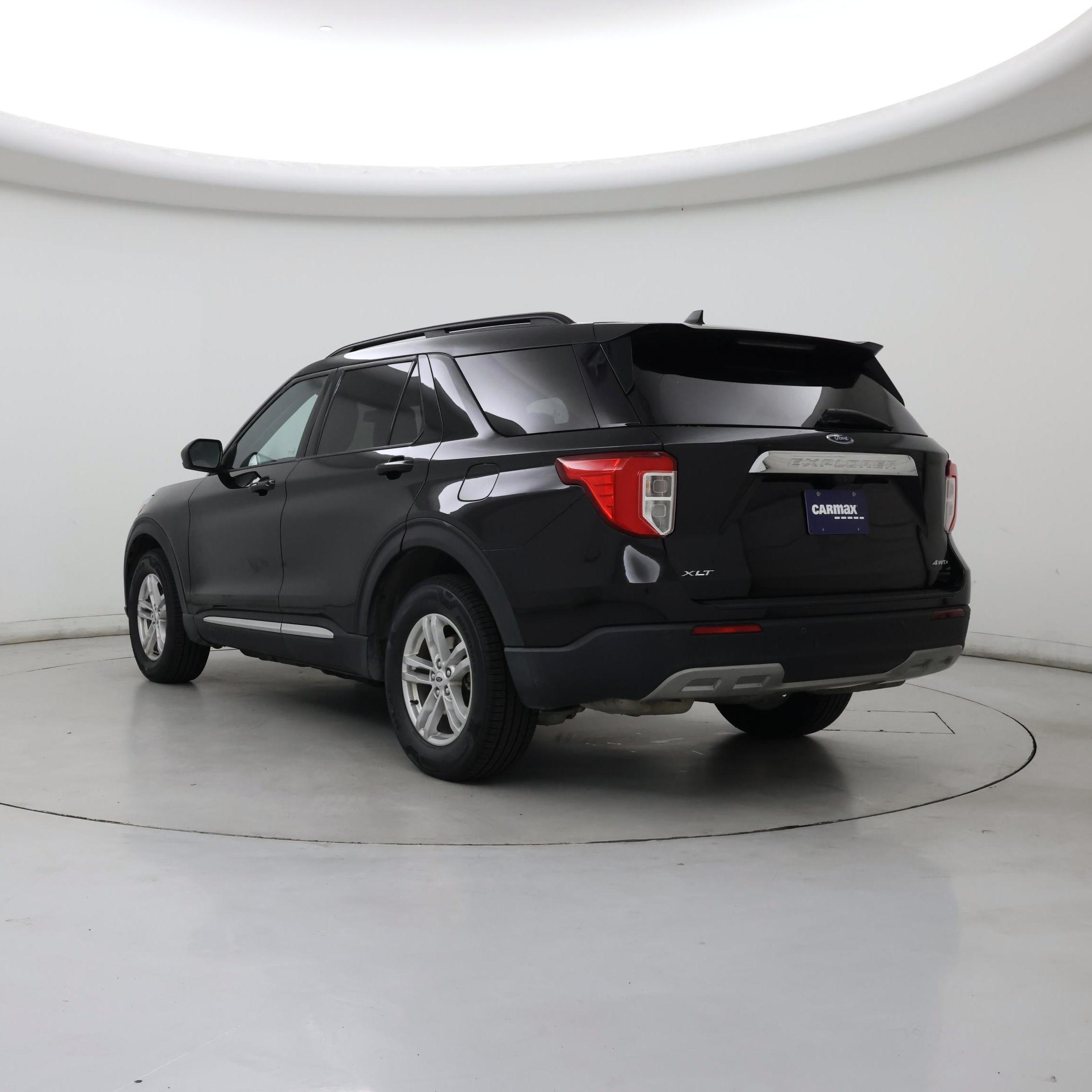 Thumbnail: 2022 Ford Explorer - 2