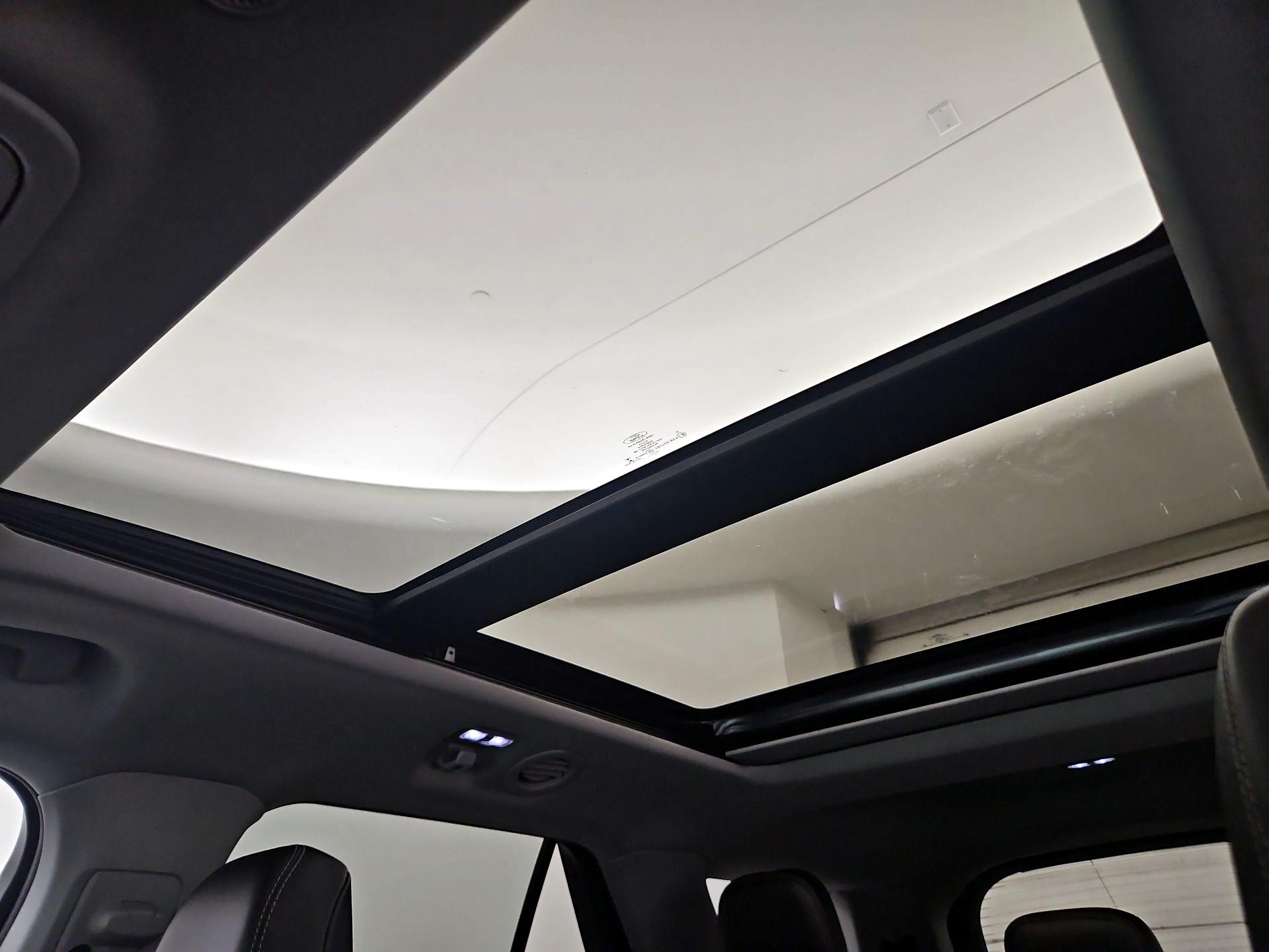 Thumbnail: 2022 Ford Explorer - 20