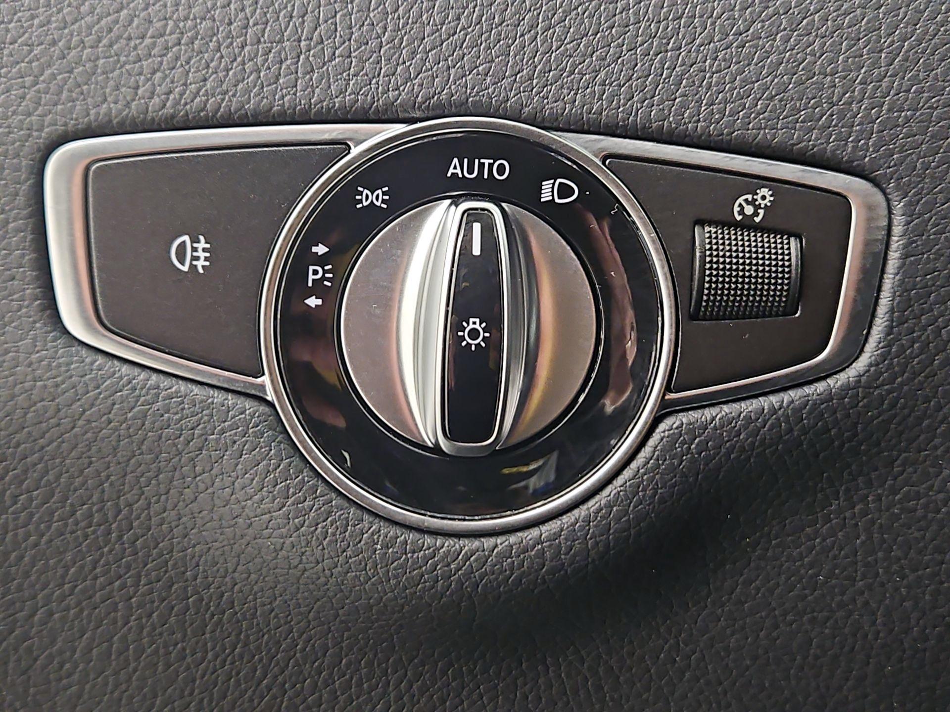 Thumbnail: 2023 Mercedes-Benz E-Class - 13