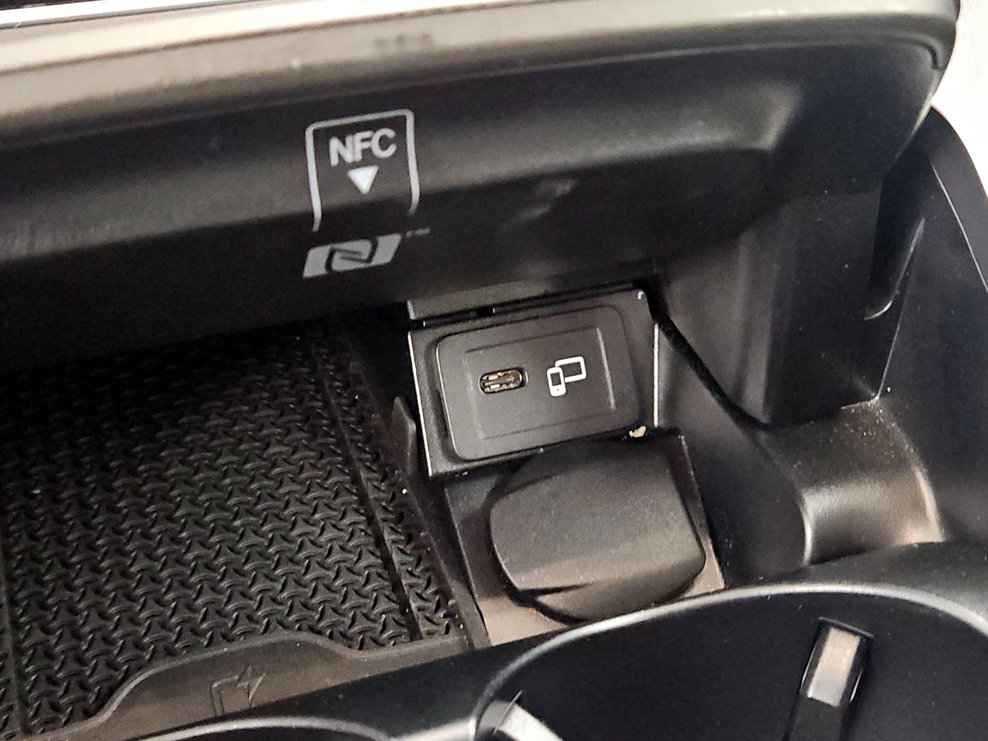 Thumbnail: 2023 Mercedes-Benz E-Class - 19