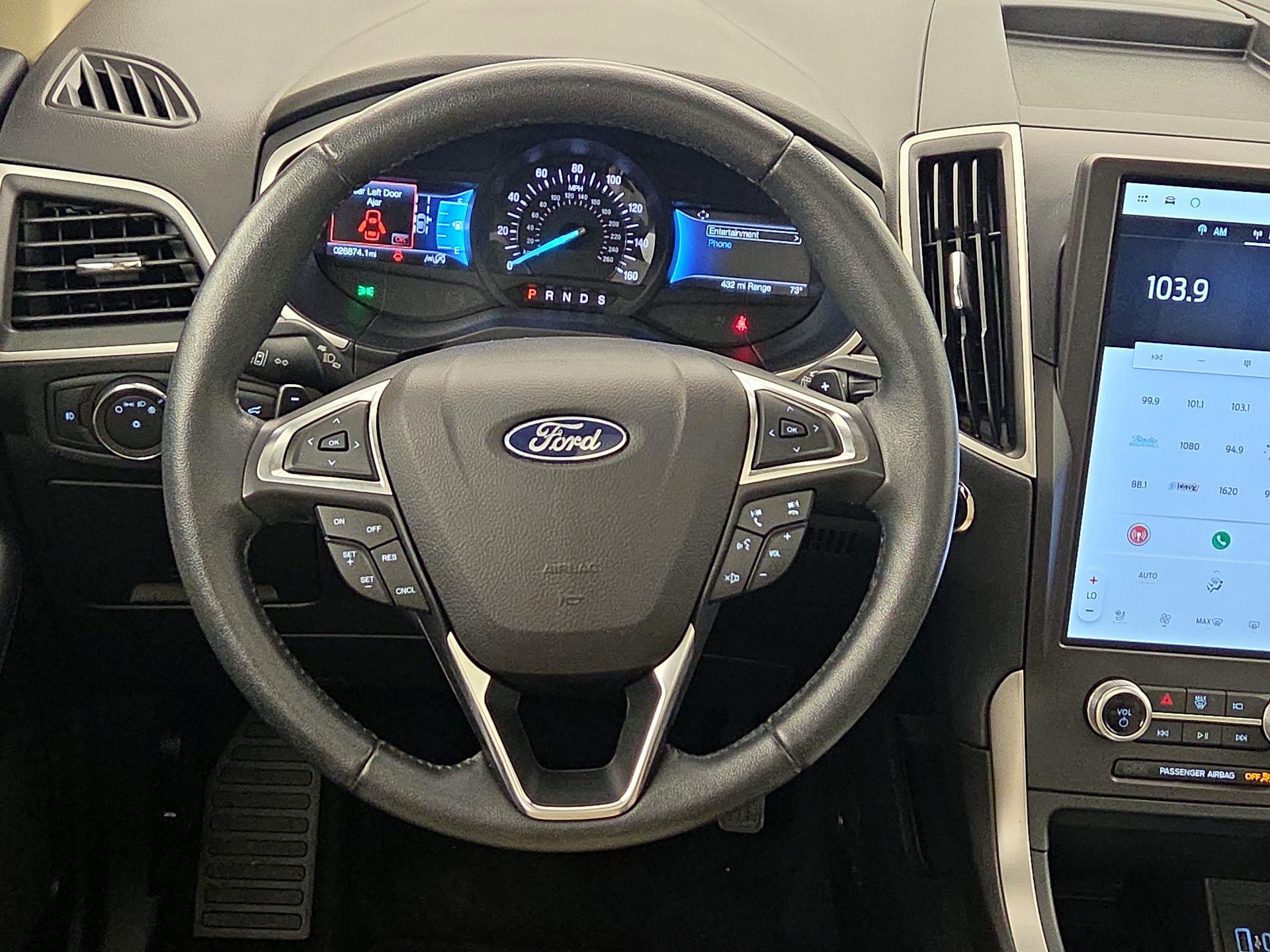 Thumbnail: 2021 Ford Edge - 10