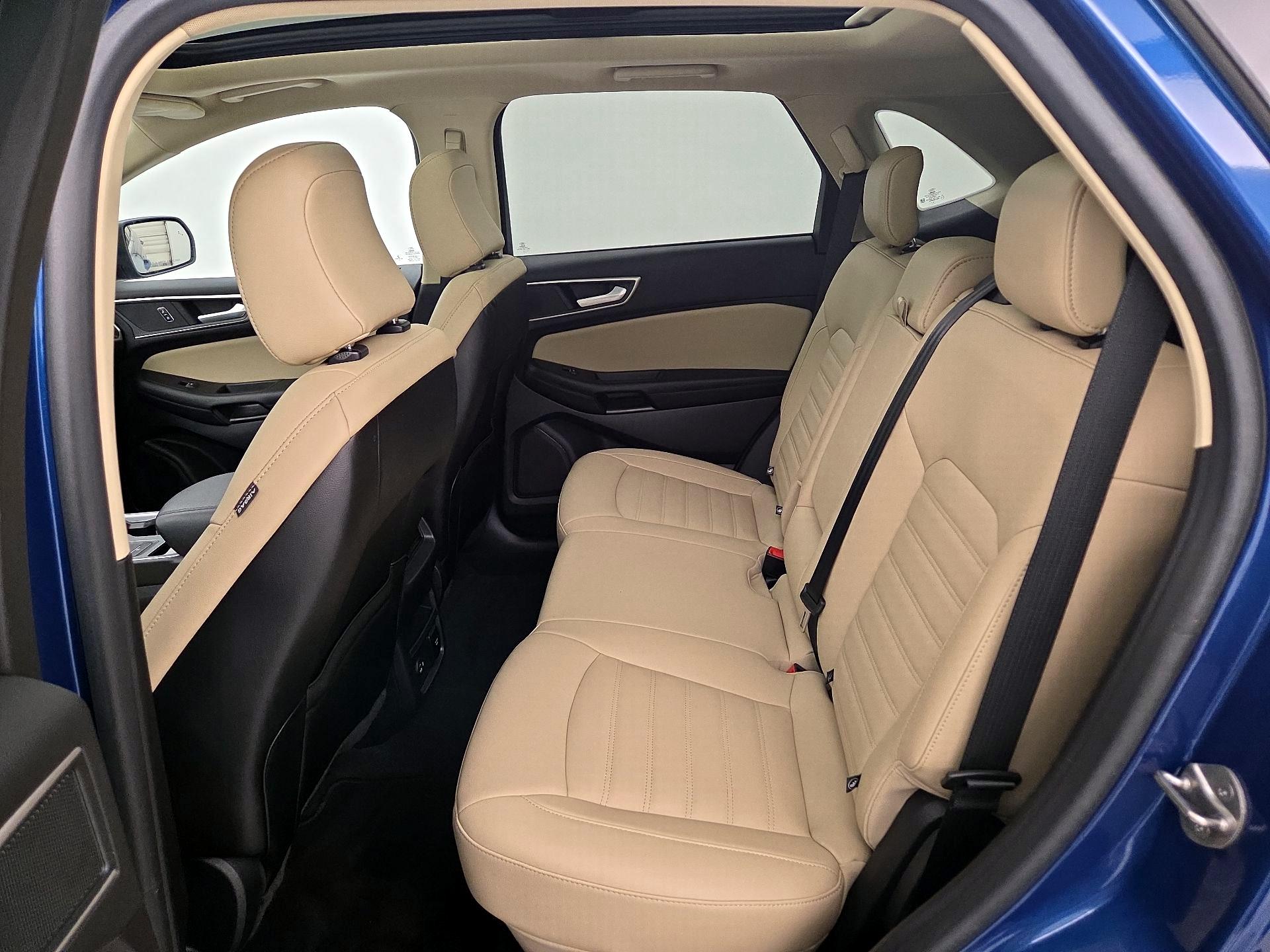 Thumbnail: 2021 Ford Edge - 20