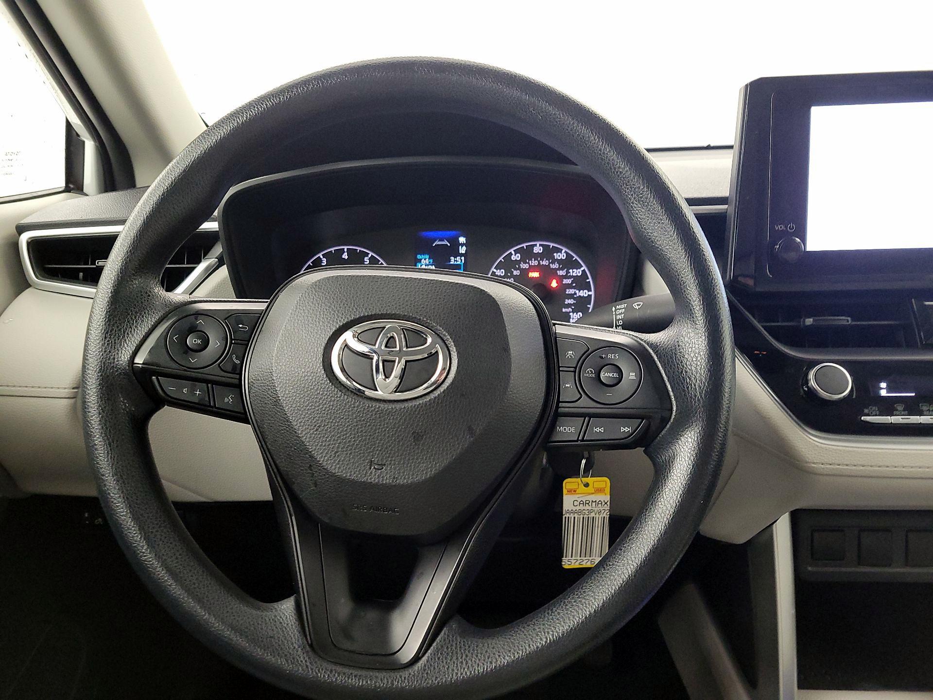 Thumbnail: 2023 Toyota Corolla Cross - 10