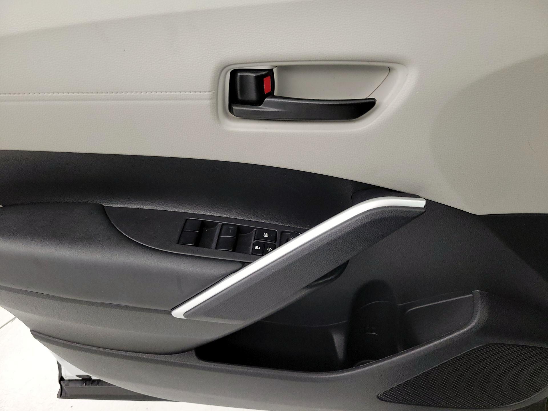 Thumbnail: 2023 Toyota Corolla Cross - 12