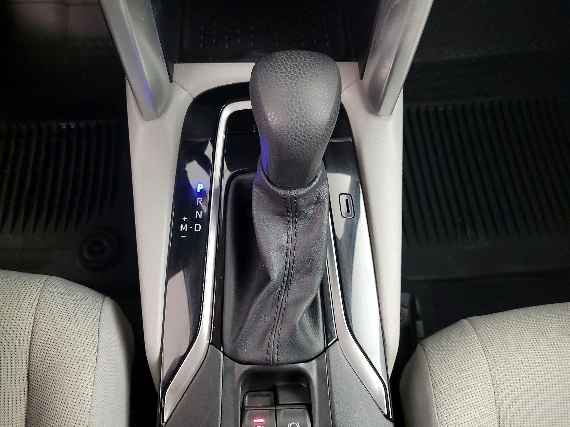 Thumbnail: 2023 Toyota Corolla Cross - 17