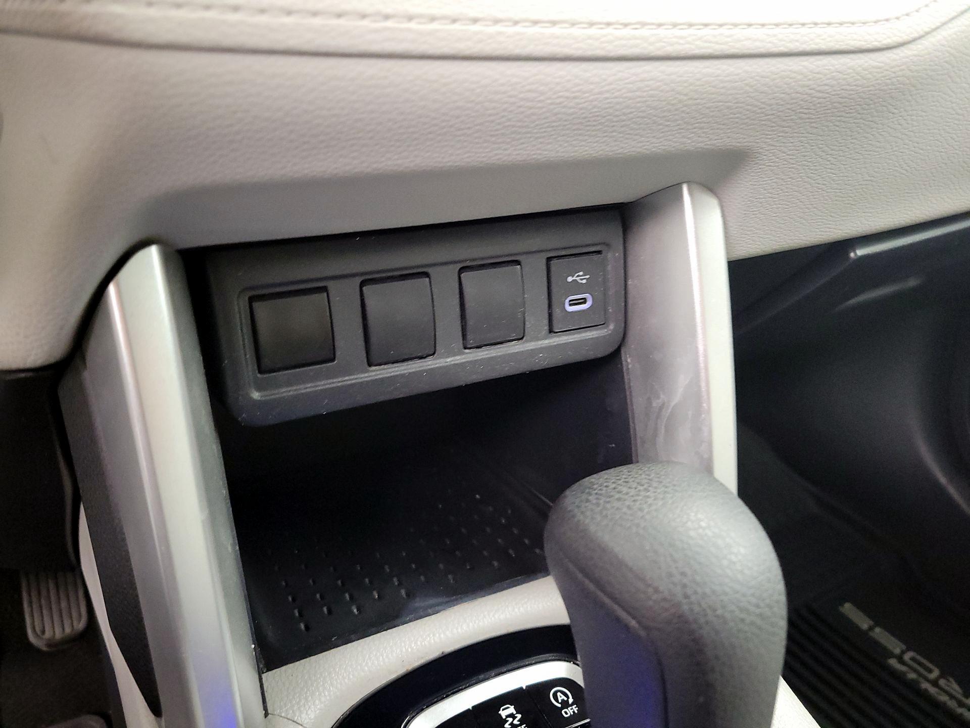 Thumbnail: 2023 Toyota Corolla Cross - 18