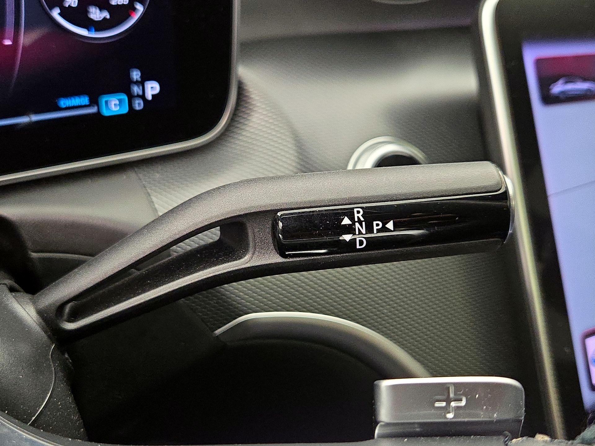 Thumbnail: 2024 Mercedes-Benz C-Class - 18