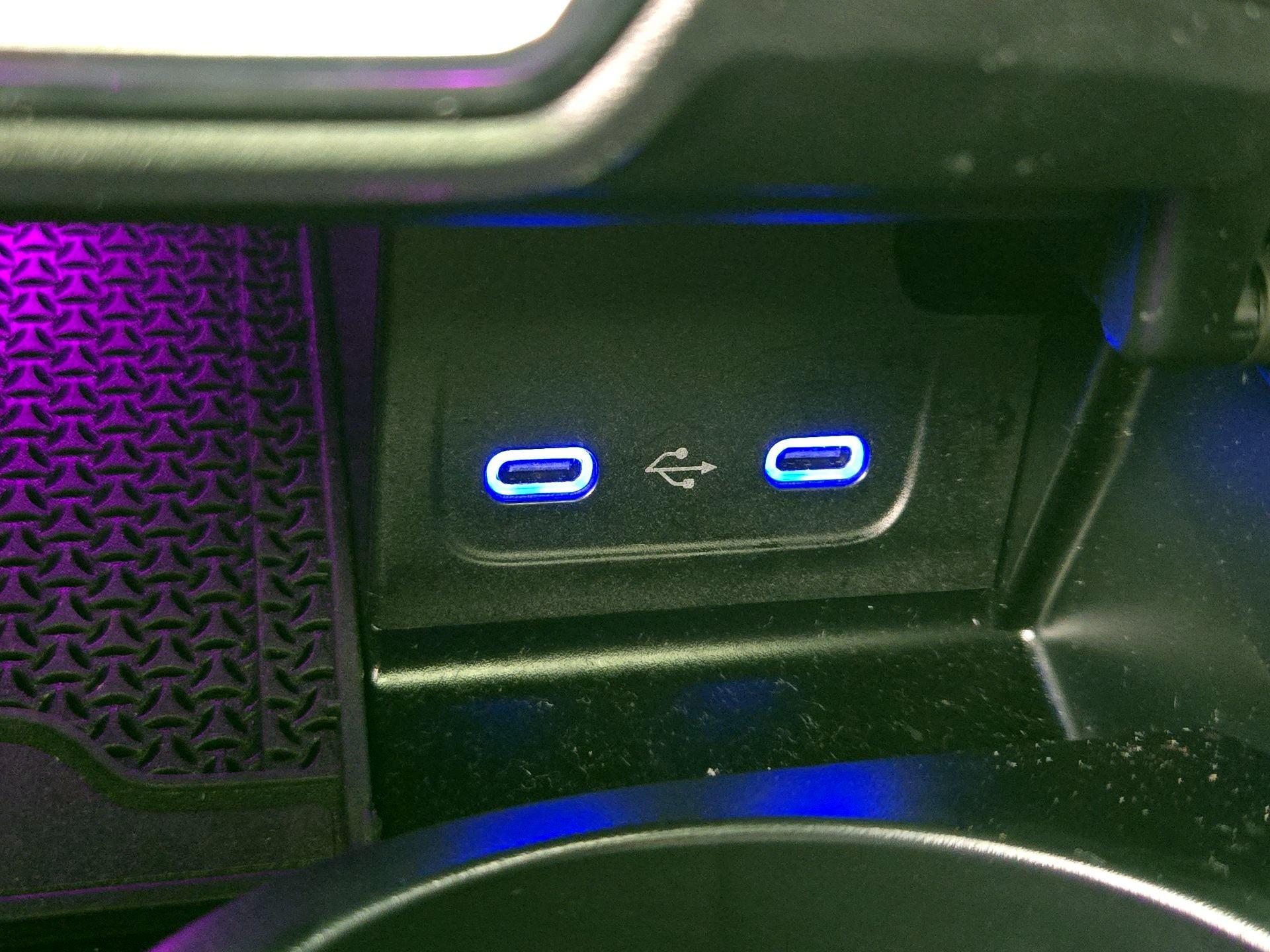 Thumbnail: 2024 Mercedes-Benz C-Class - 19