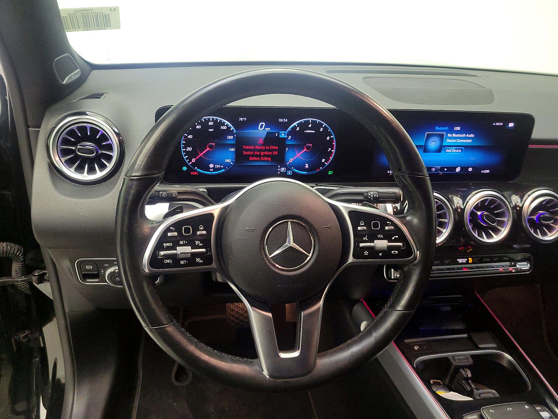 Thumbnail: 2022 Mercedes-Benz GLB - 10