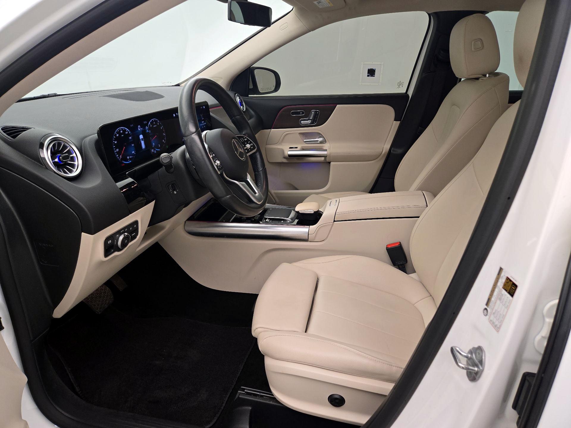 Thumbnail: 2023 Mercedes-Benz GLA - 11