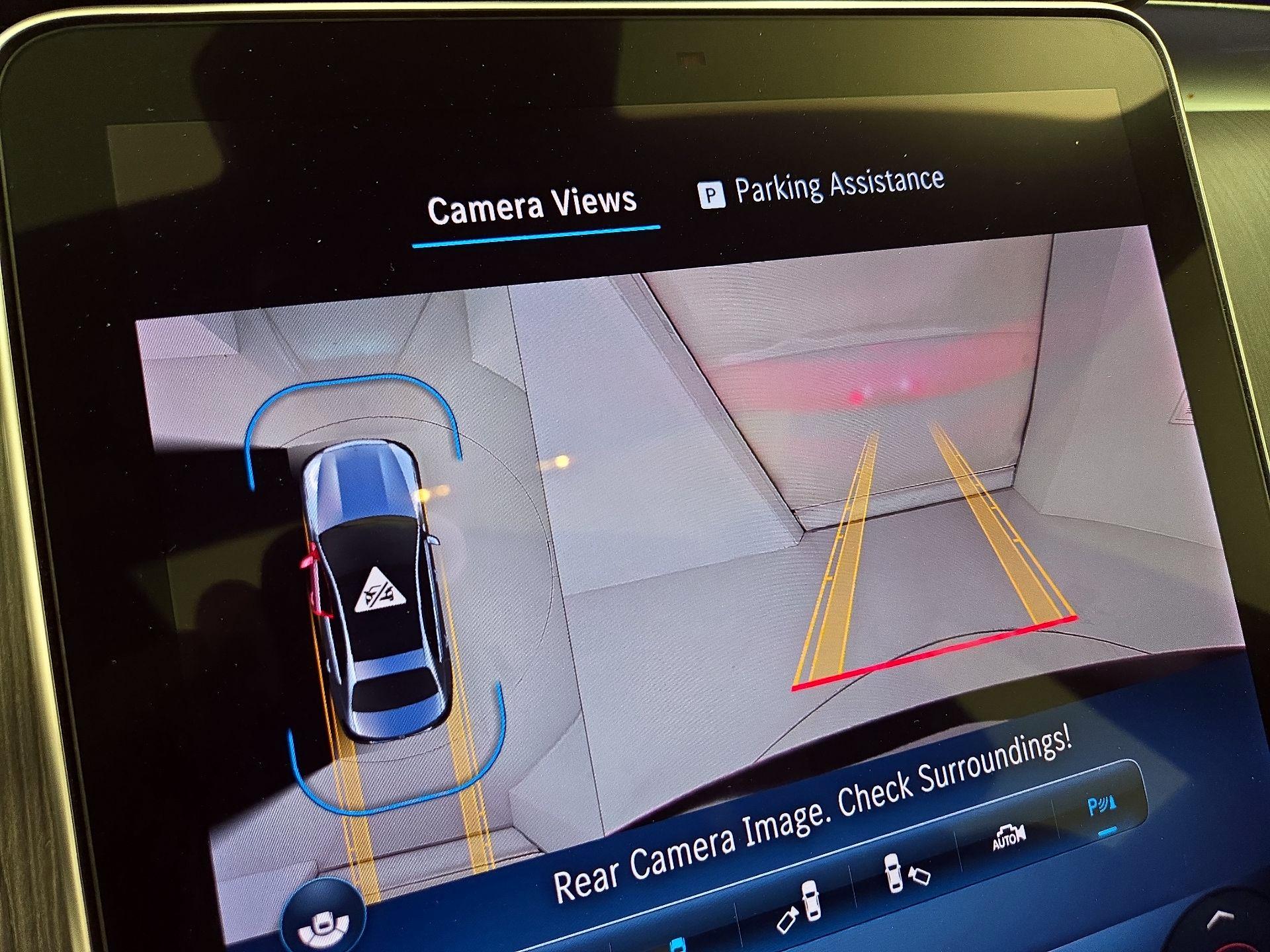 Thumbnail: 2022 Mercedes-Benz C-Class - 14