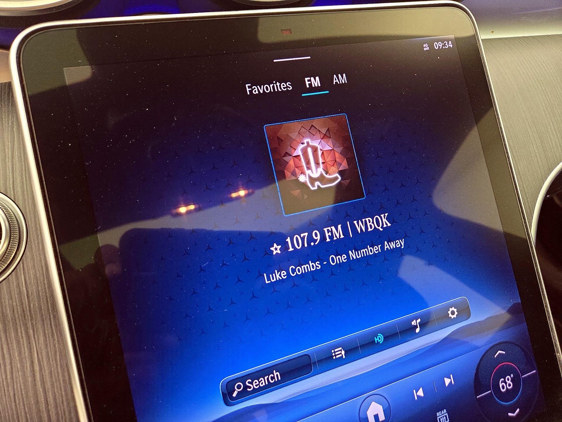 Thumbnail: 2022 Mercedes-Benz C-Class - 15