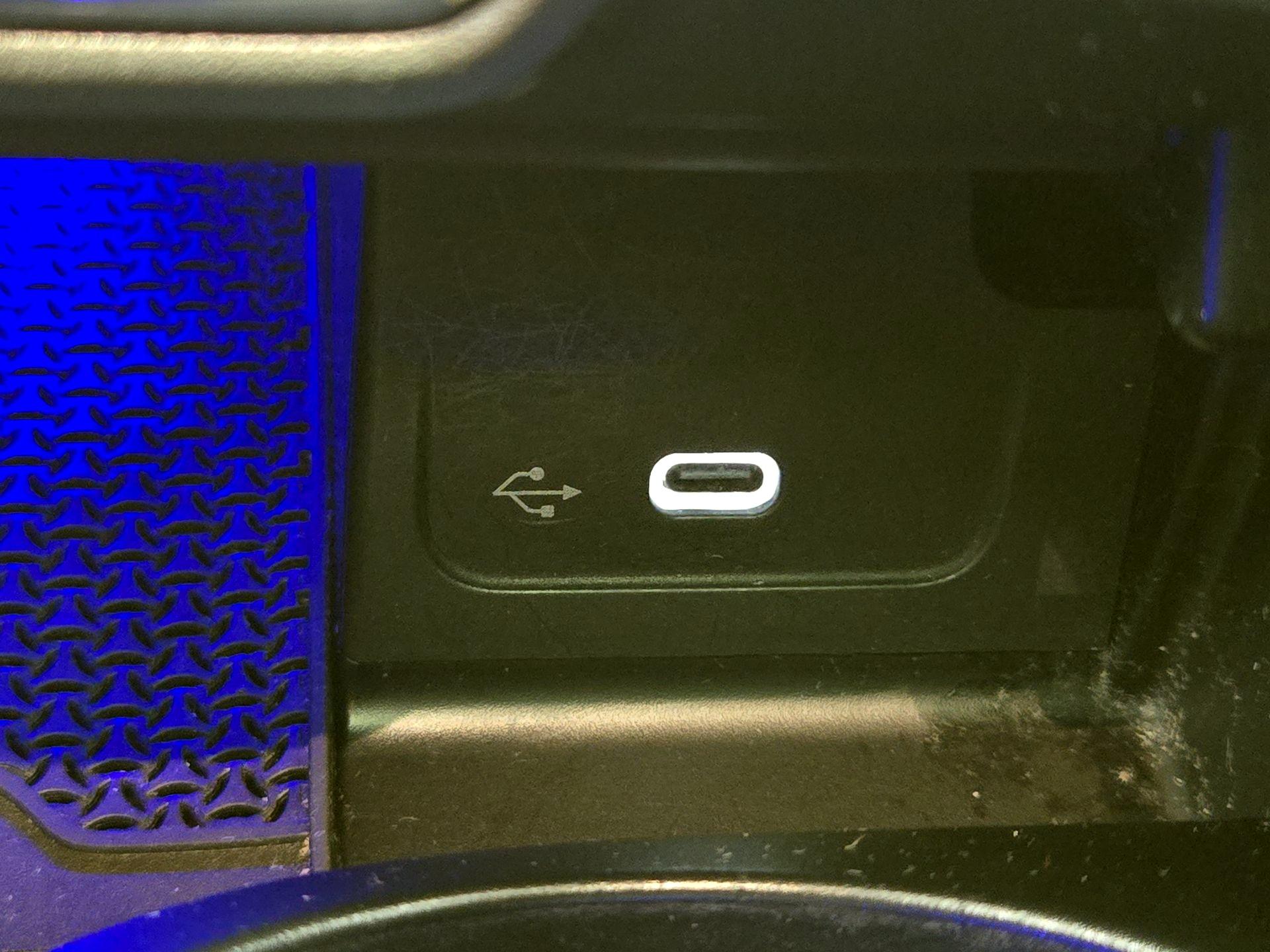 Thumbnail: 2022 Mercedes-Benz C-Class - 18