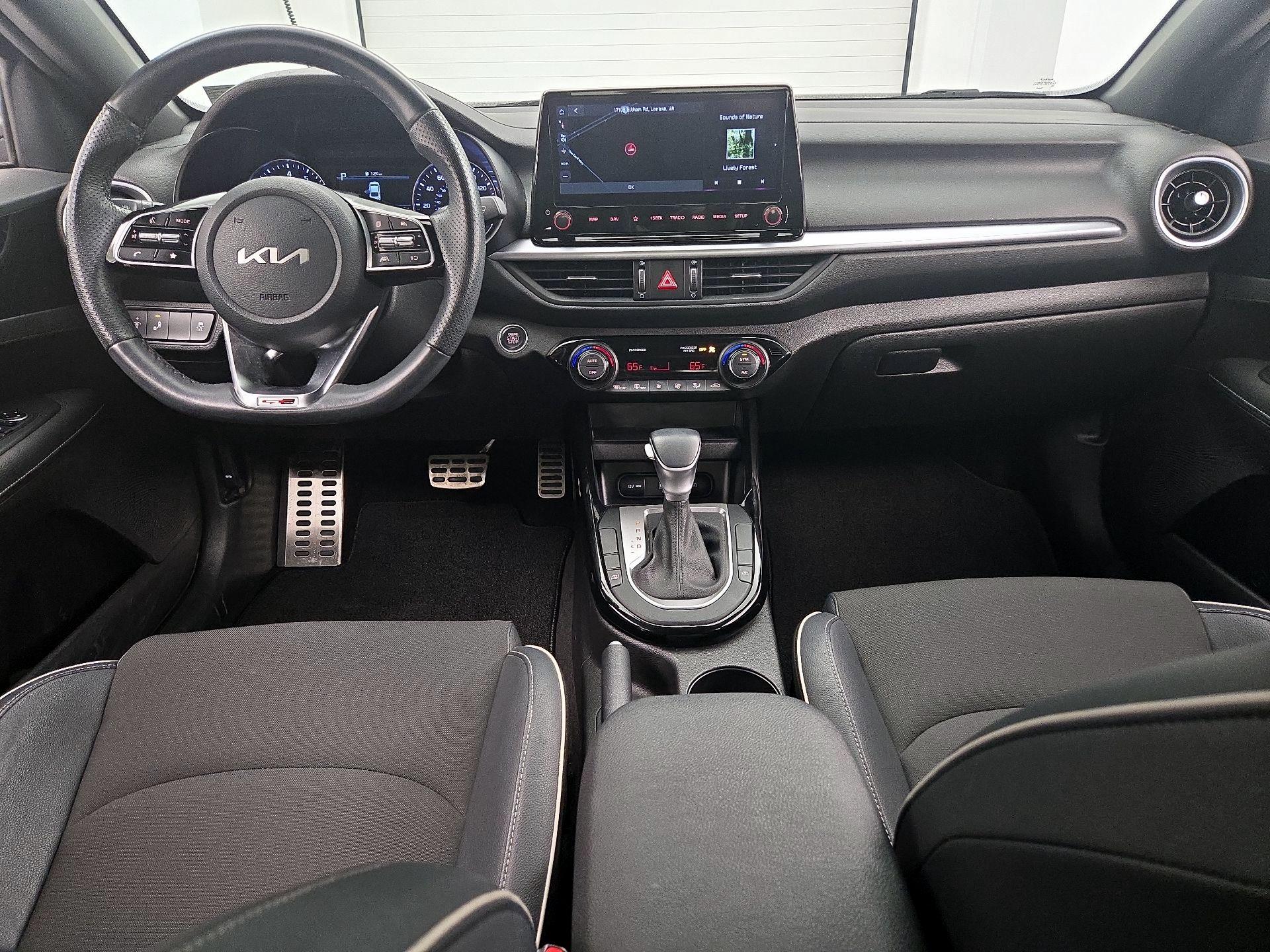 Thumbnail: 2023 Kia Forte - 9