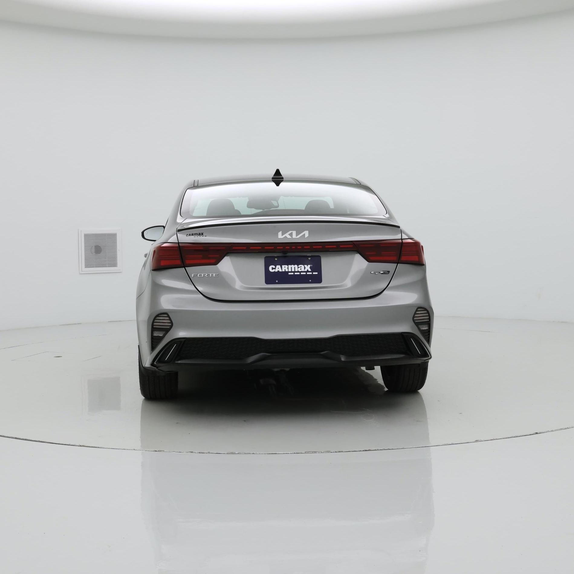 Thumbnail: 2023 Kia Forte - 6