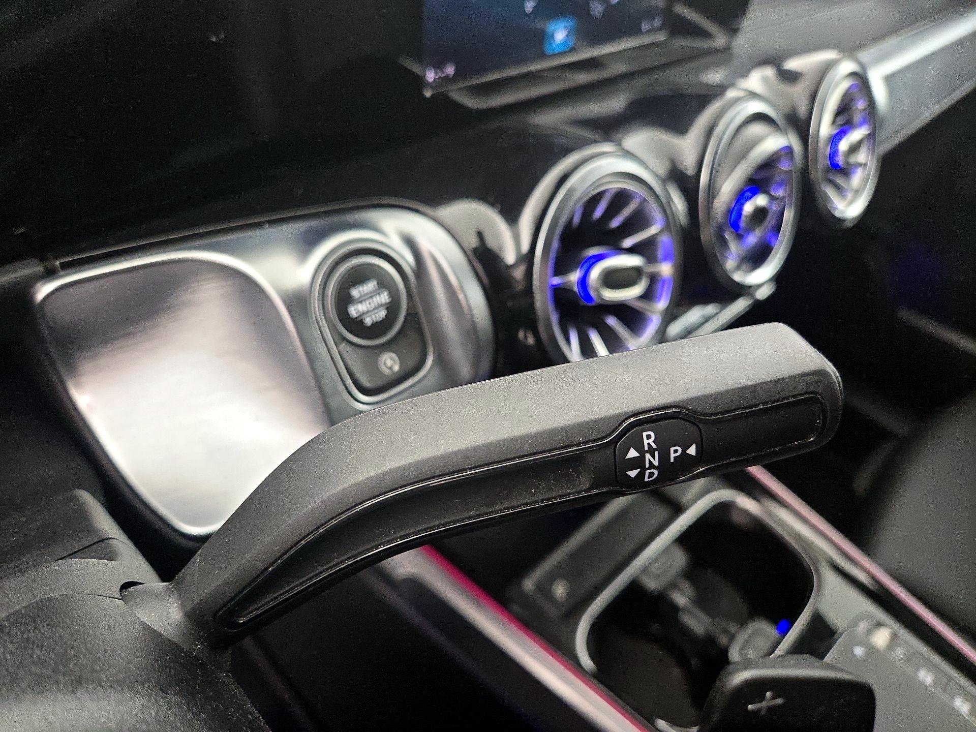 Thumbnail: 2021 Mercedes-Benz GLB - 17