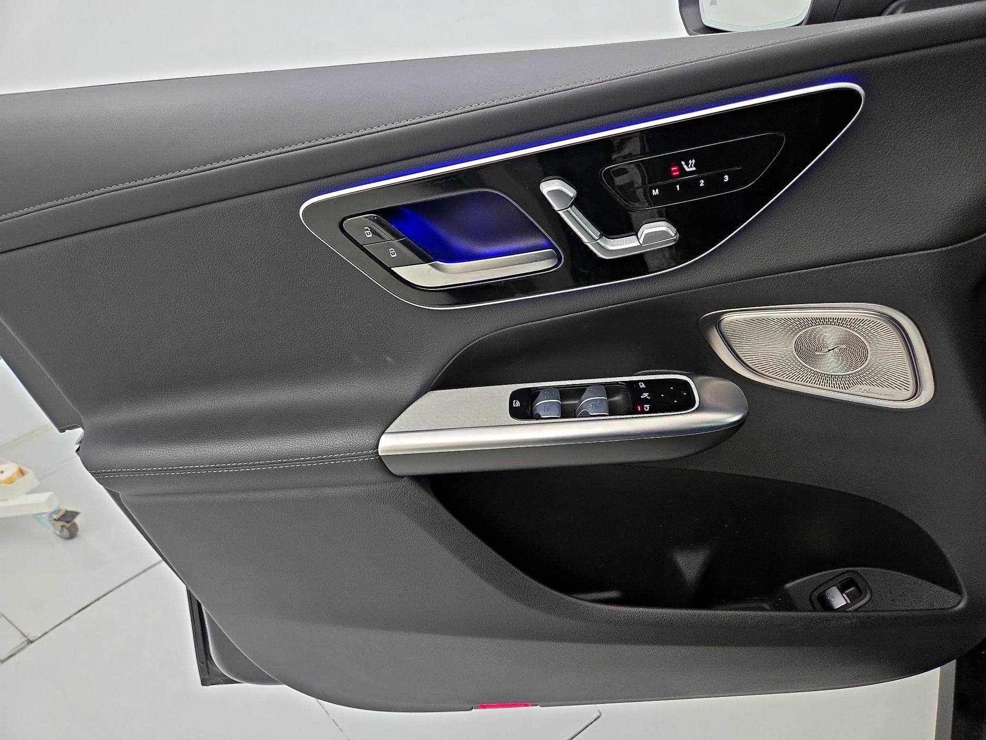 Thumbnail: 2023 Mercedes-Benz GLC - 12