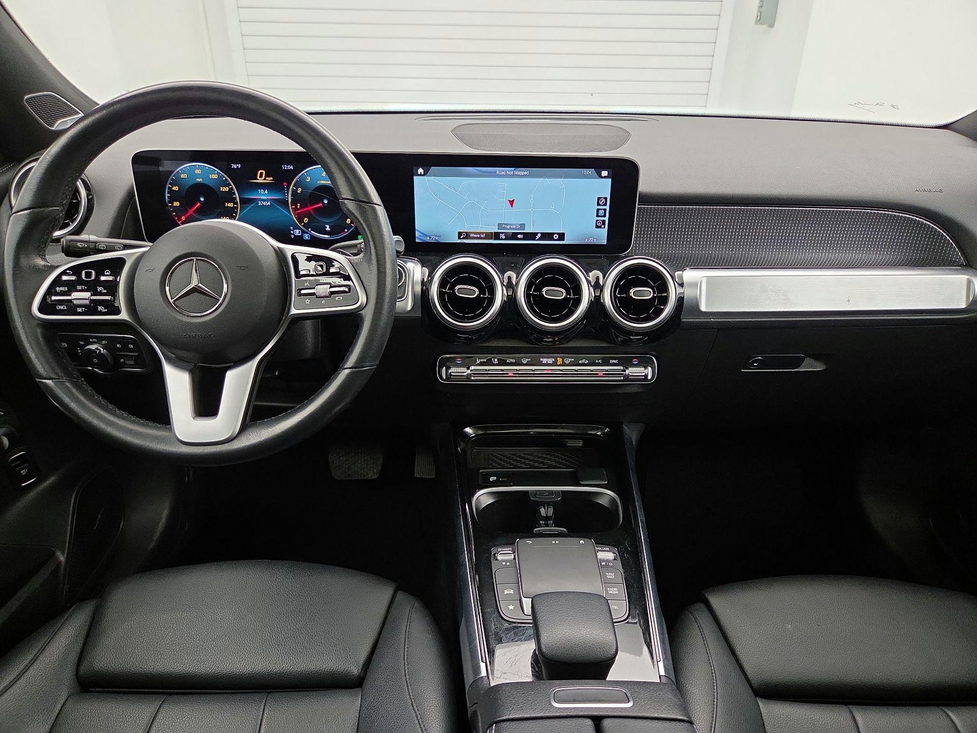 Thumbnail: 2021 Mercedes-Benz GLB - 9
