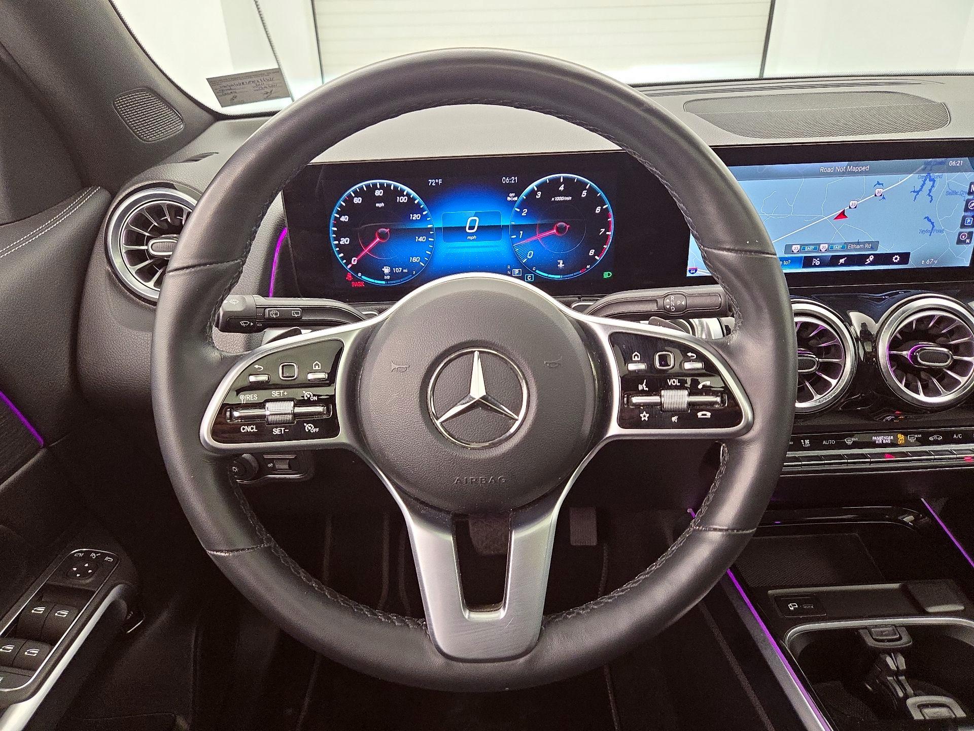 Thumbnail: 2023 Mercedes-Benz GLB - 10