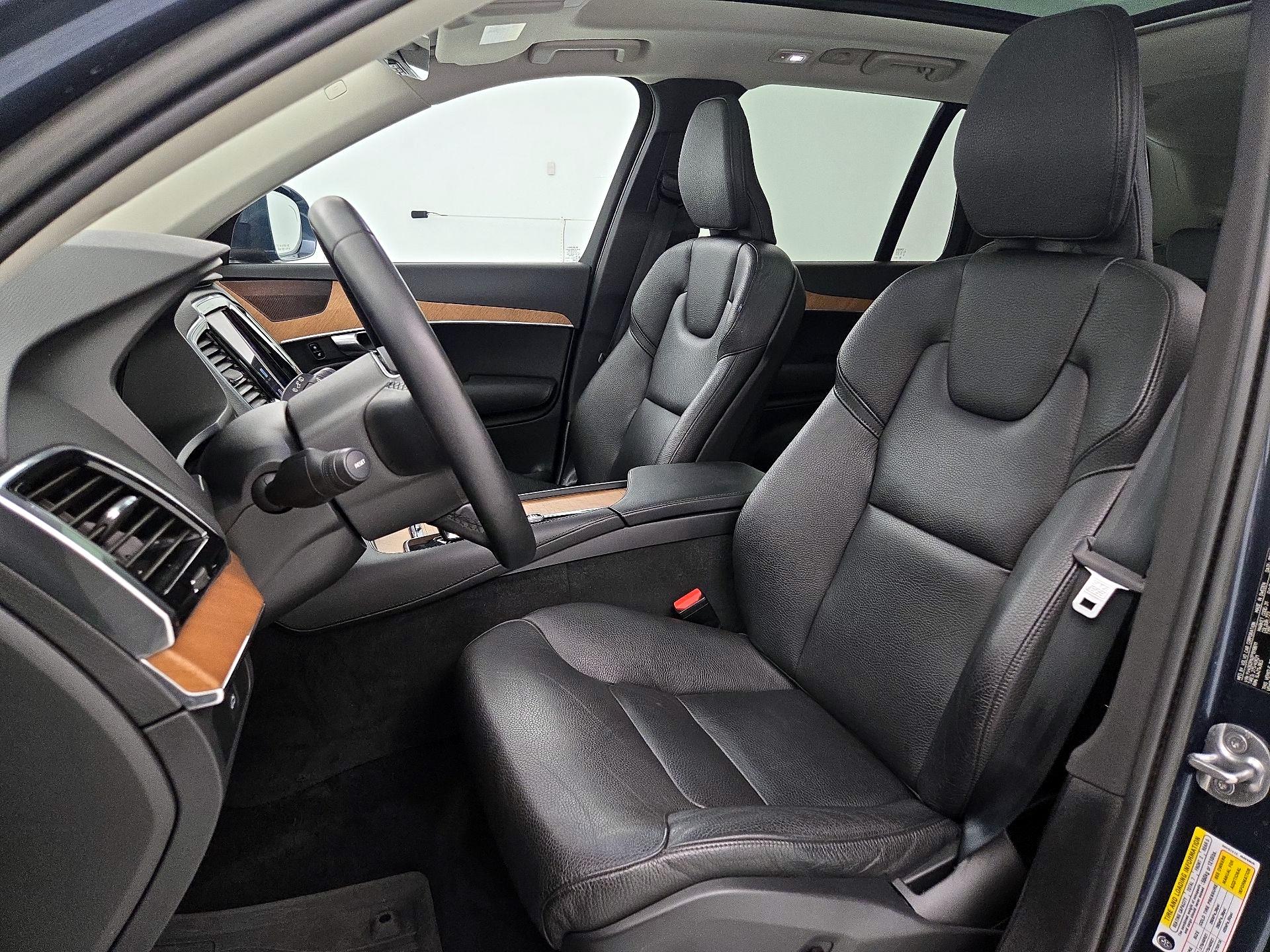 Thumbnail: 2023 Volvo XC90 - 11