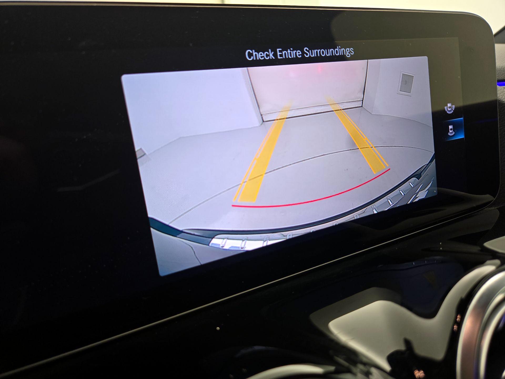 Thumbnail: 2023 Mercedes-Benz GLA - 14