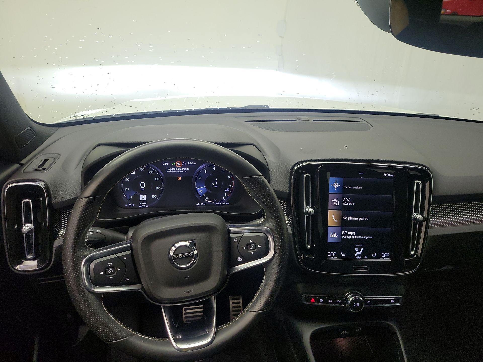 Thumbnail: 2021 Volvo XC40 - 8