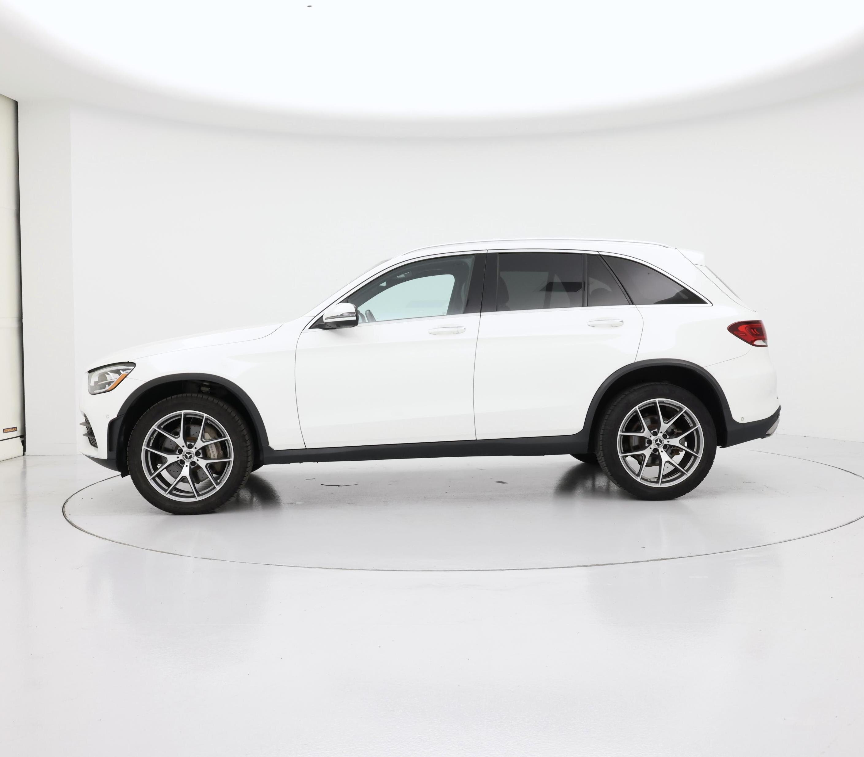 Thumbnail: 2022 Mercedes-Benz GLC - 3