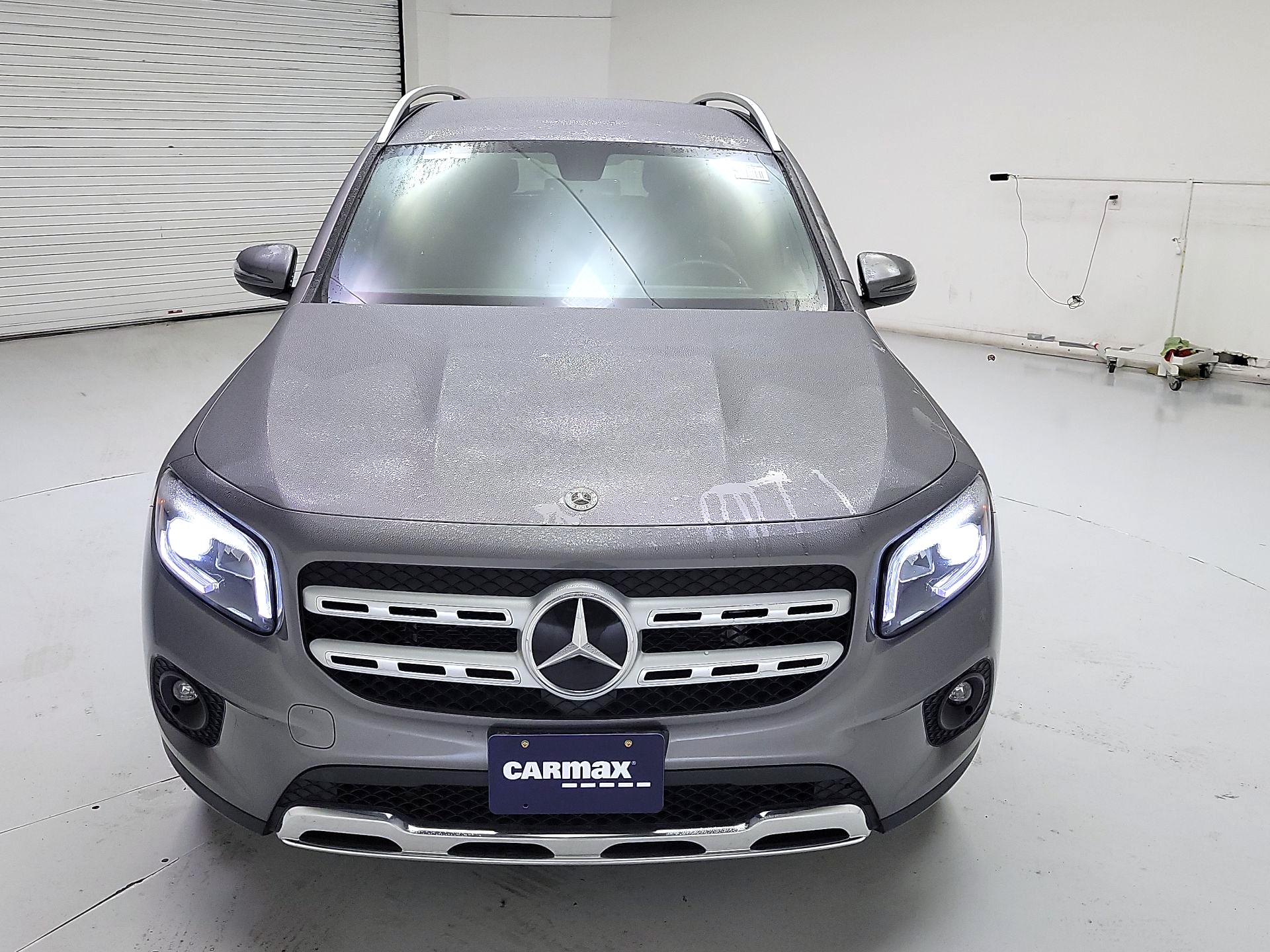 Thumbnail: 2022 Mercedes-Benz GLB - 2