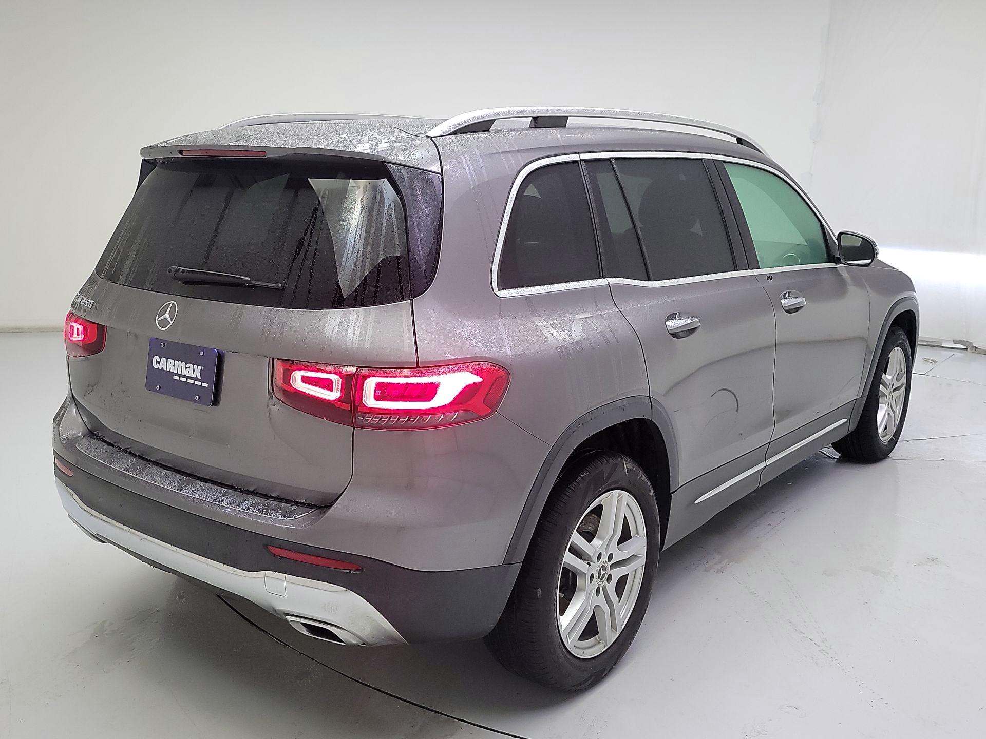 Thumbnail: 2022 Mercedes-Benz GLB - 5
