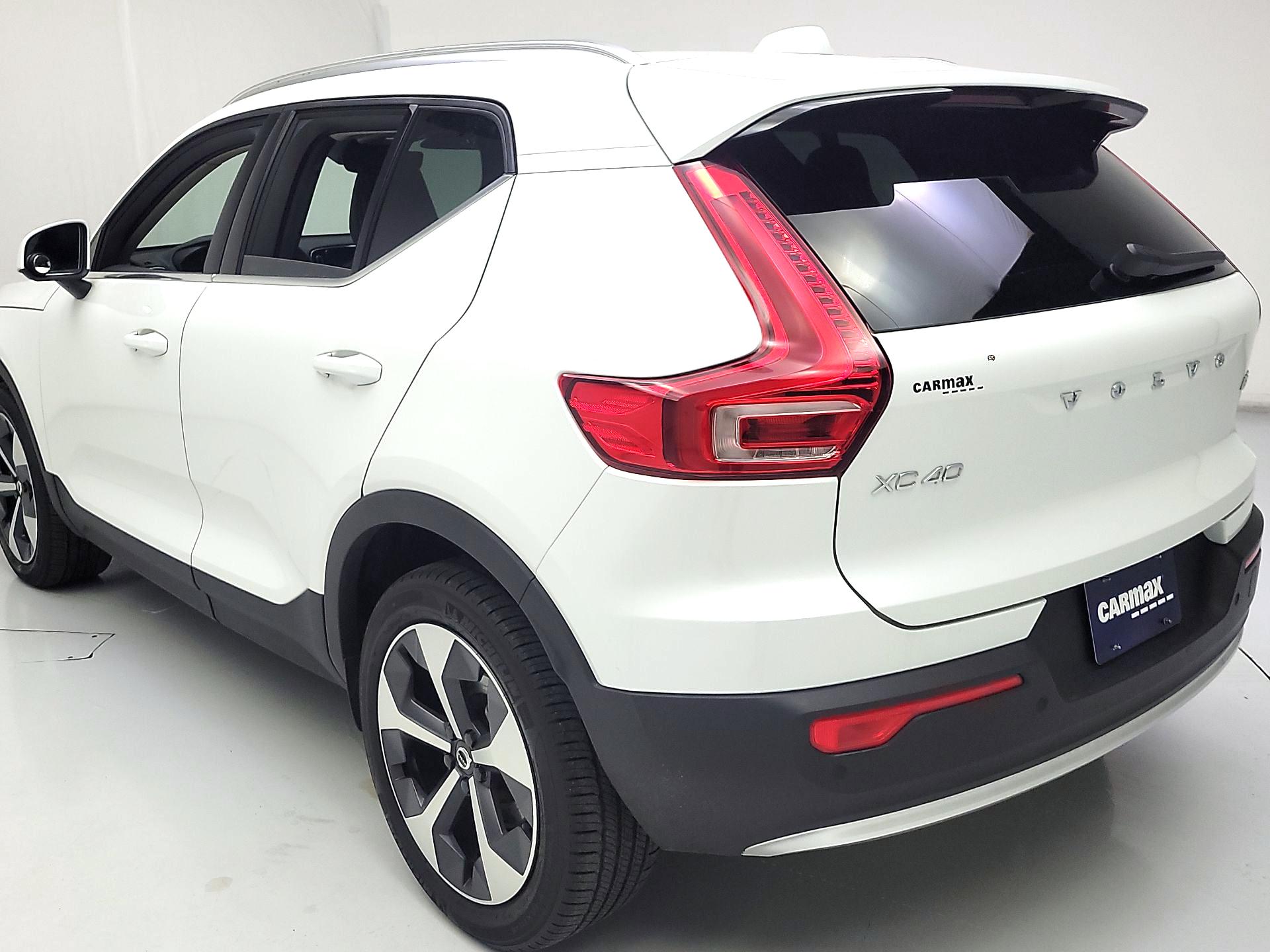 Thumbnail: 2024 Volvo XC40 - 7