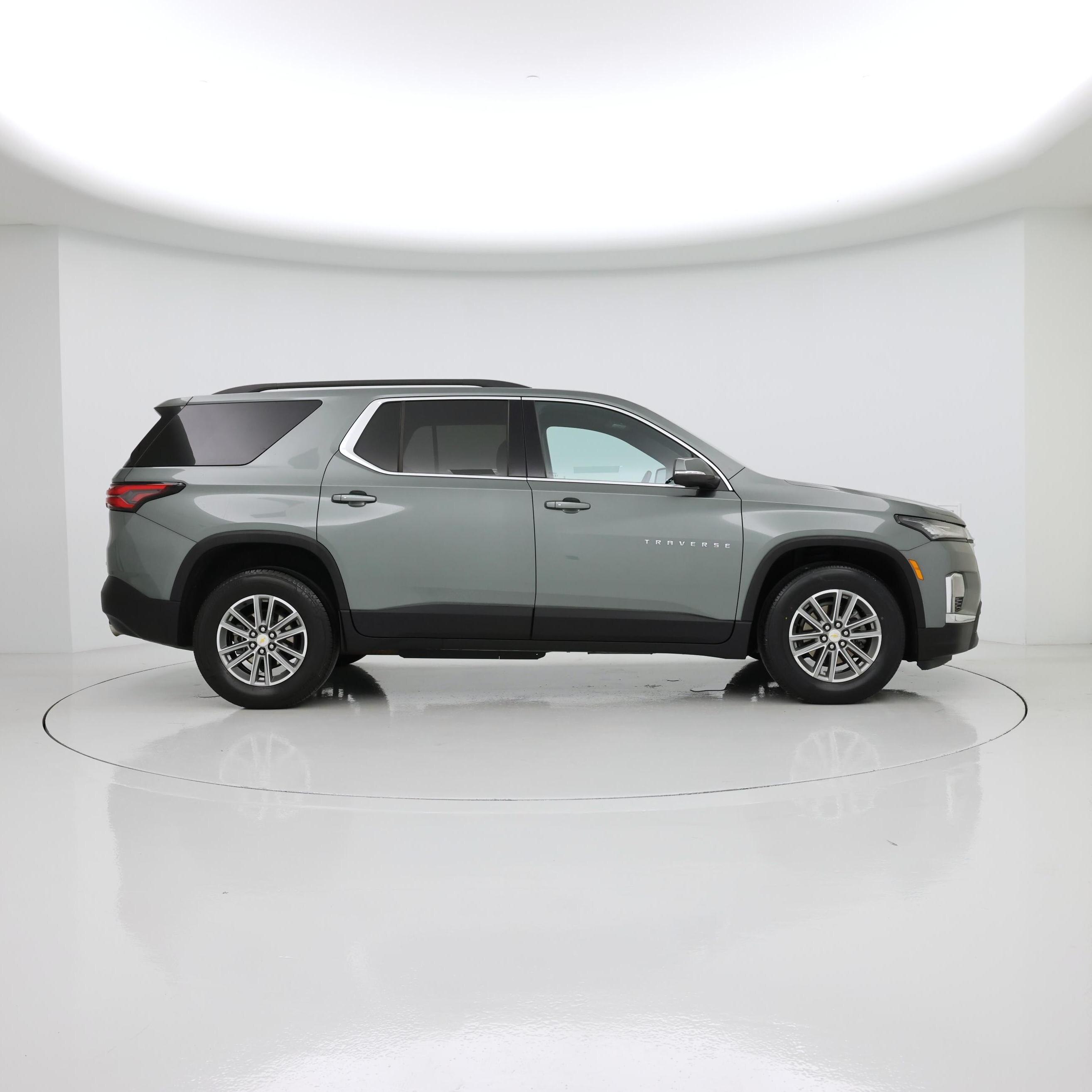 Thumbnail: 2023 Chevrolet Traverse - 7