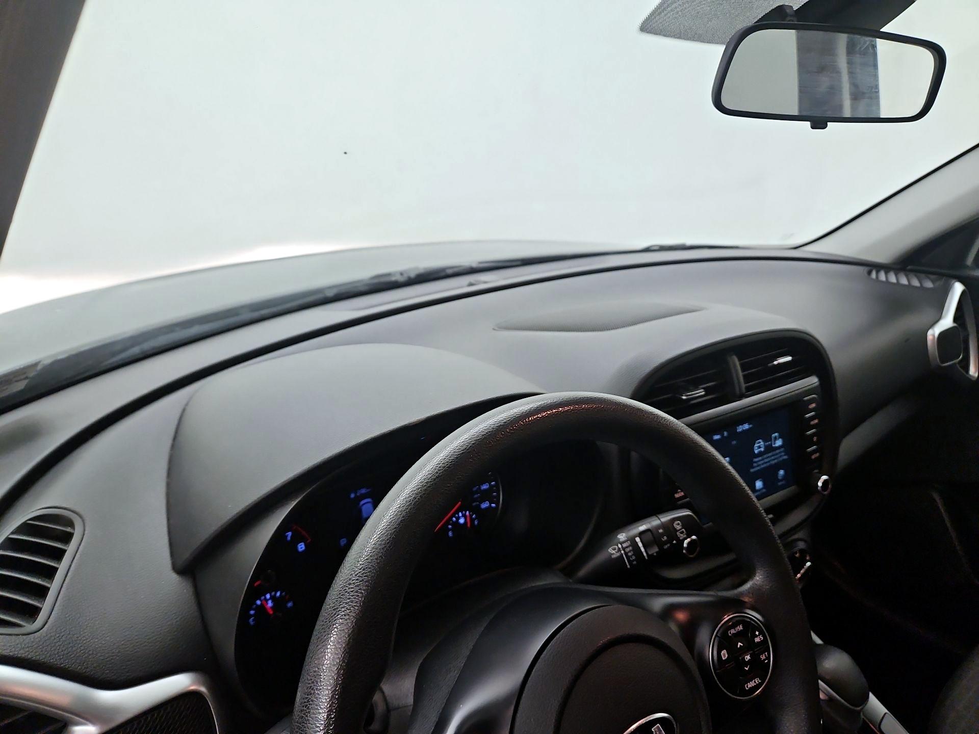 Thumbnail: 2020 Kia Soul - 9