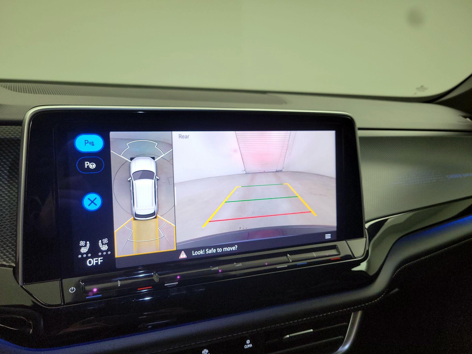 Thumbnail: 2024 Volkswagen Atlas - 15