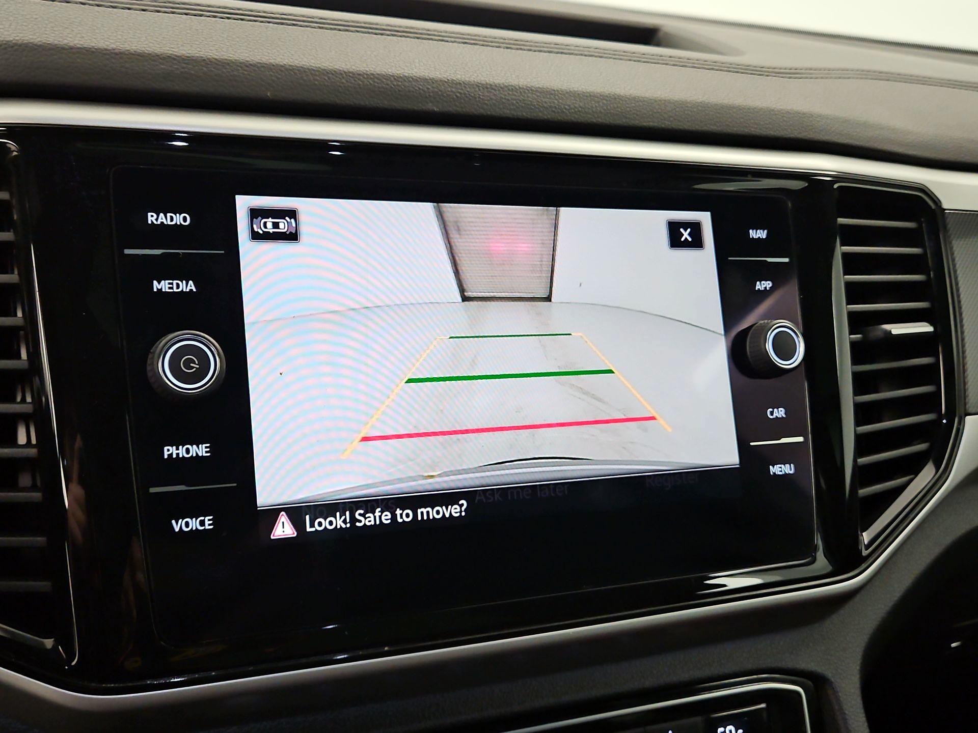 Thumbnail: 2022 Volkswagen Atlas - 15