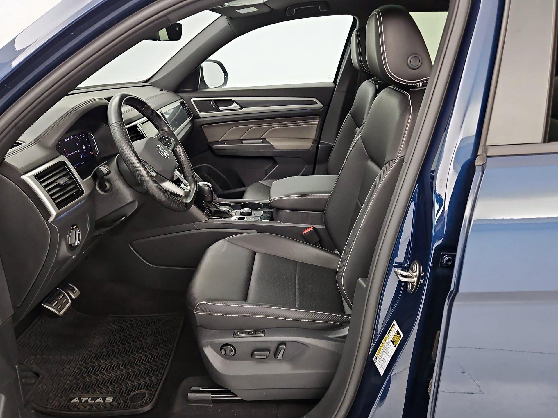 Thumbnail: 2023 Volkswagen Atlas - 11