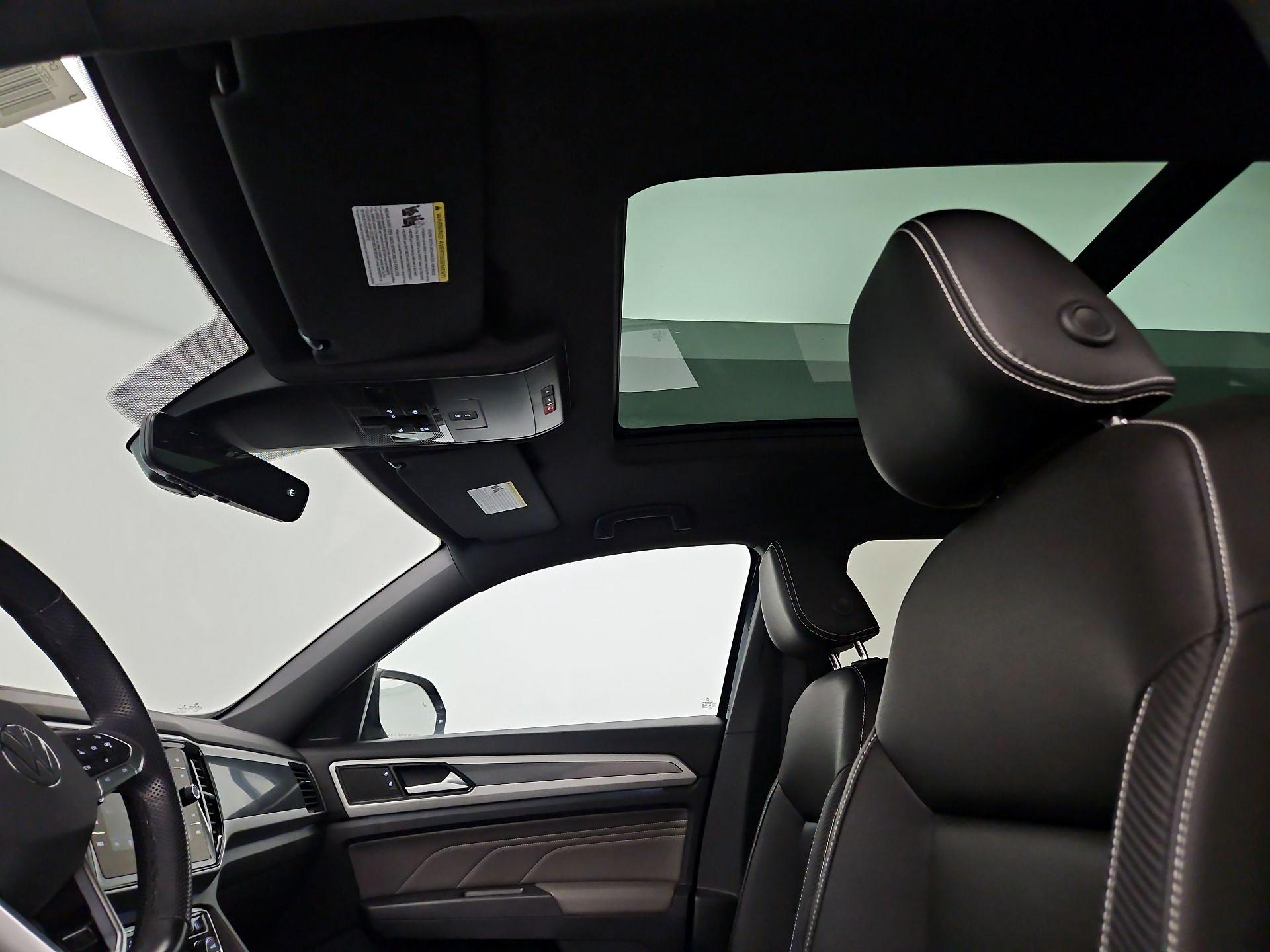 Thumbnail: 2023 Volkswagen Atlas - 19