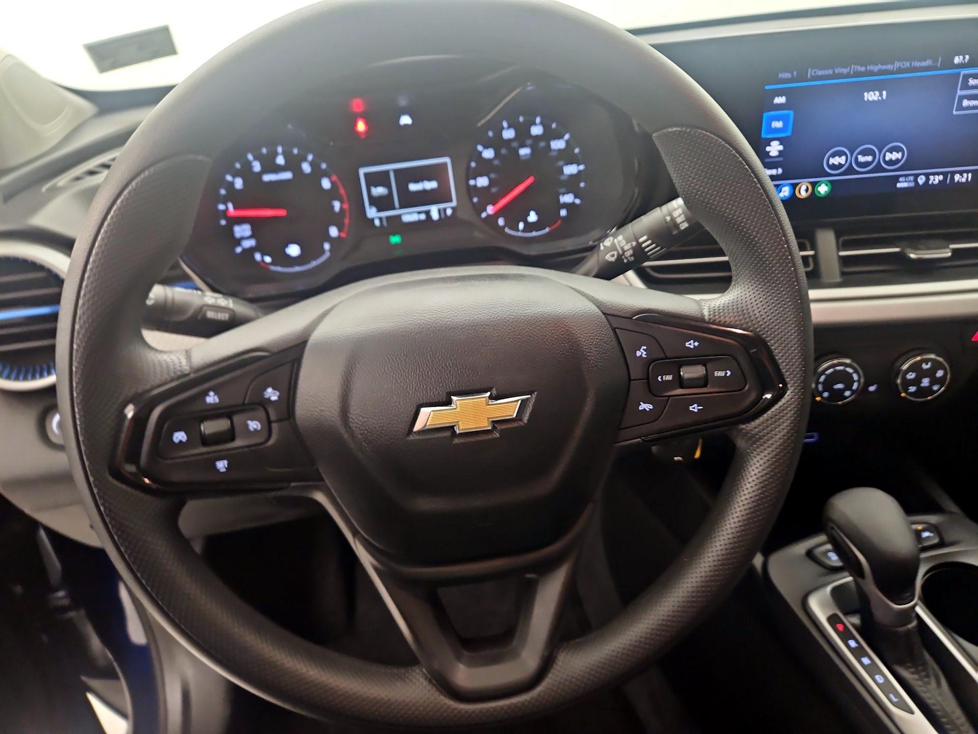 Thumbnail: 2024 Chevrolet Trax - 10