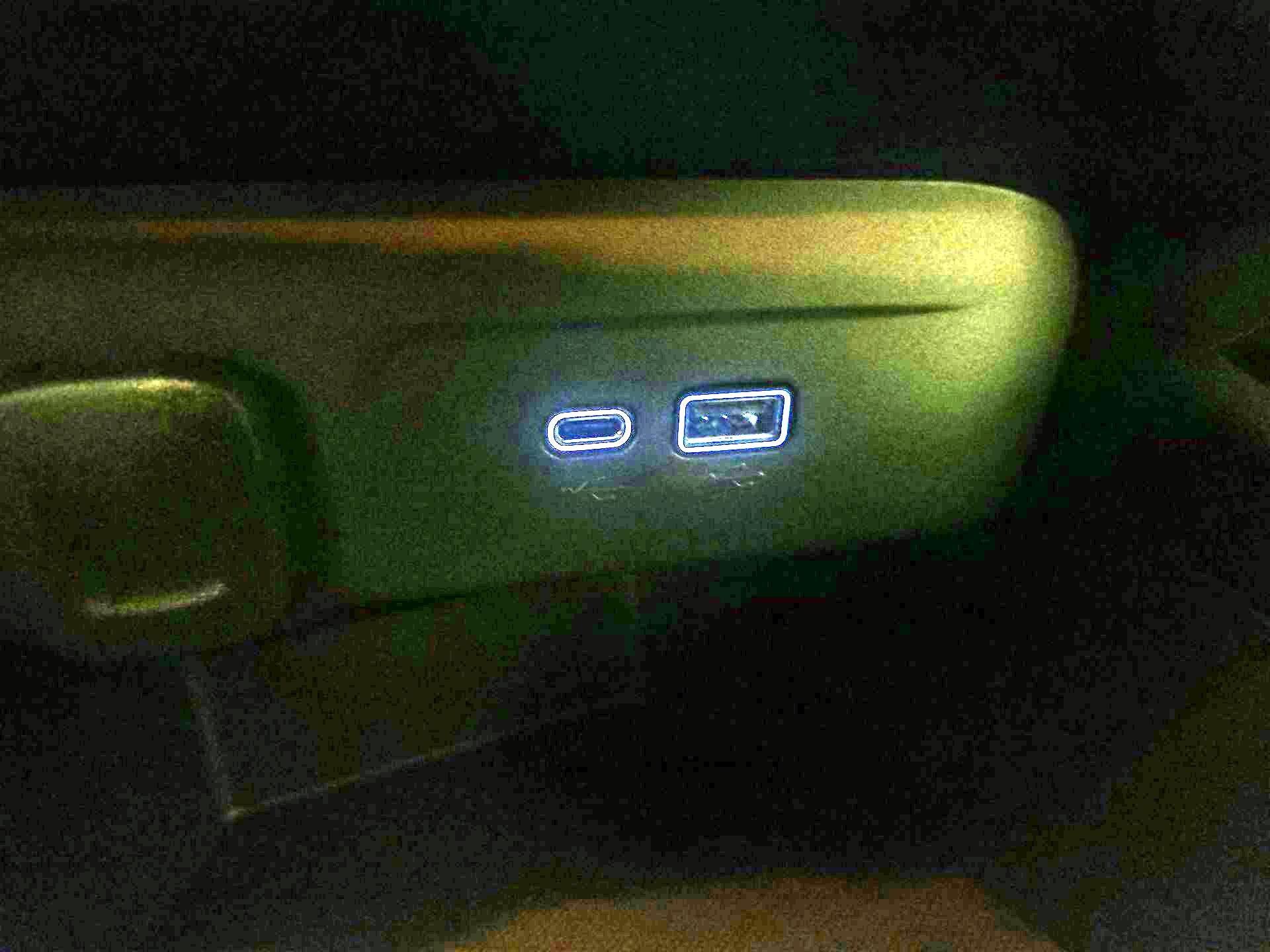 Thumbnail: 2024 Chevrolet Trax - 18