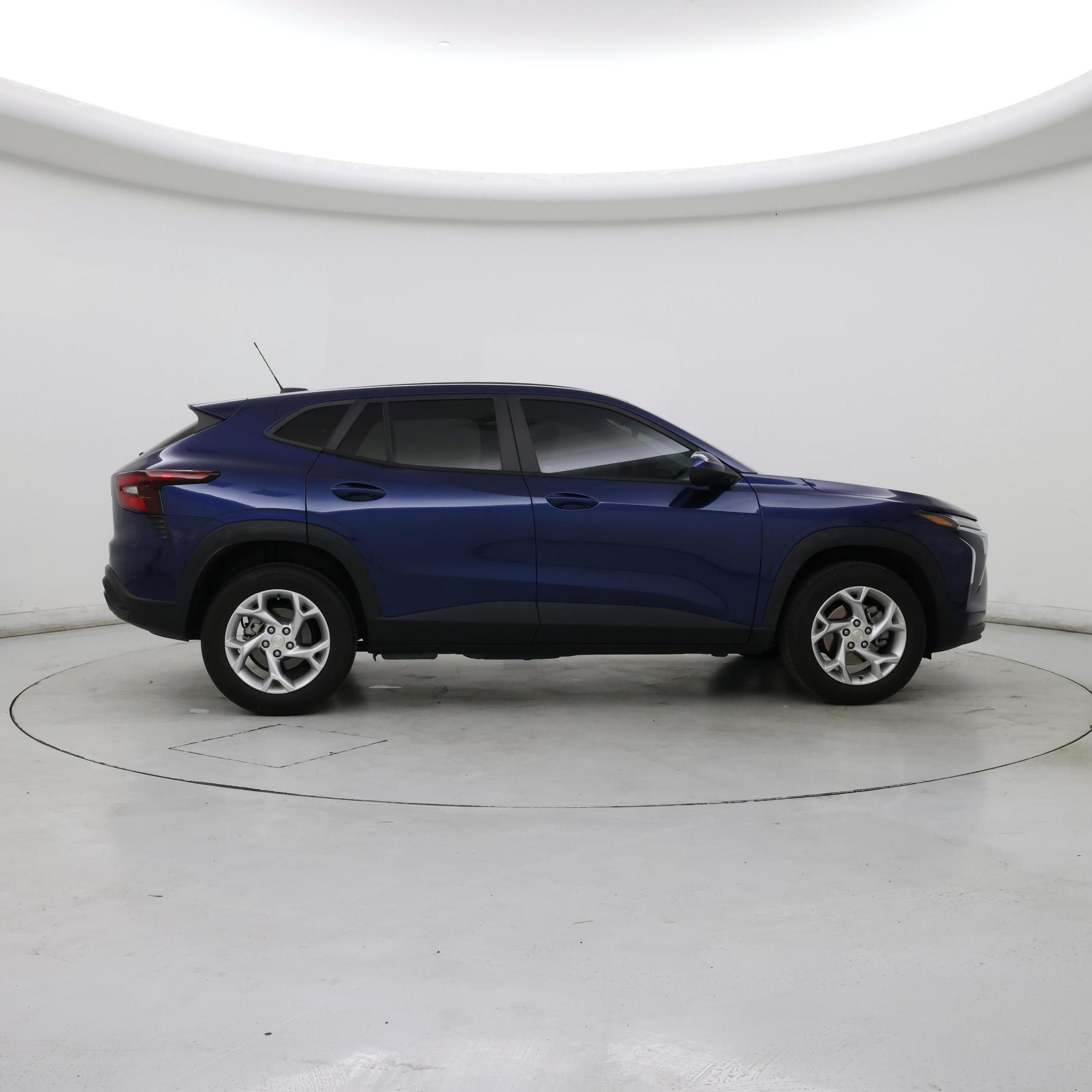 Thumbnail: 2024 Chevrolet Trax - 7