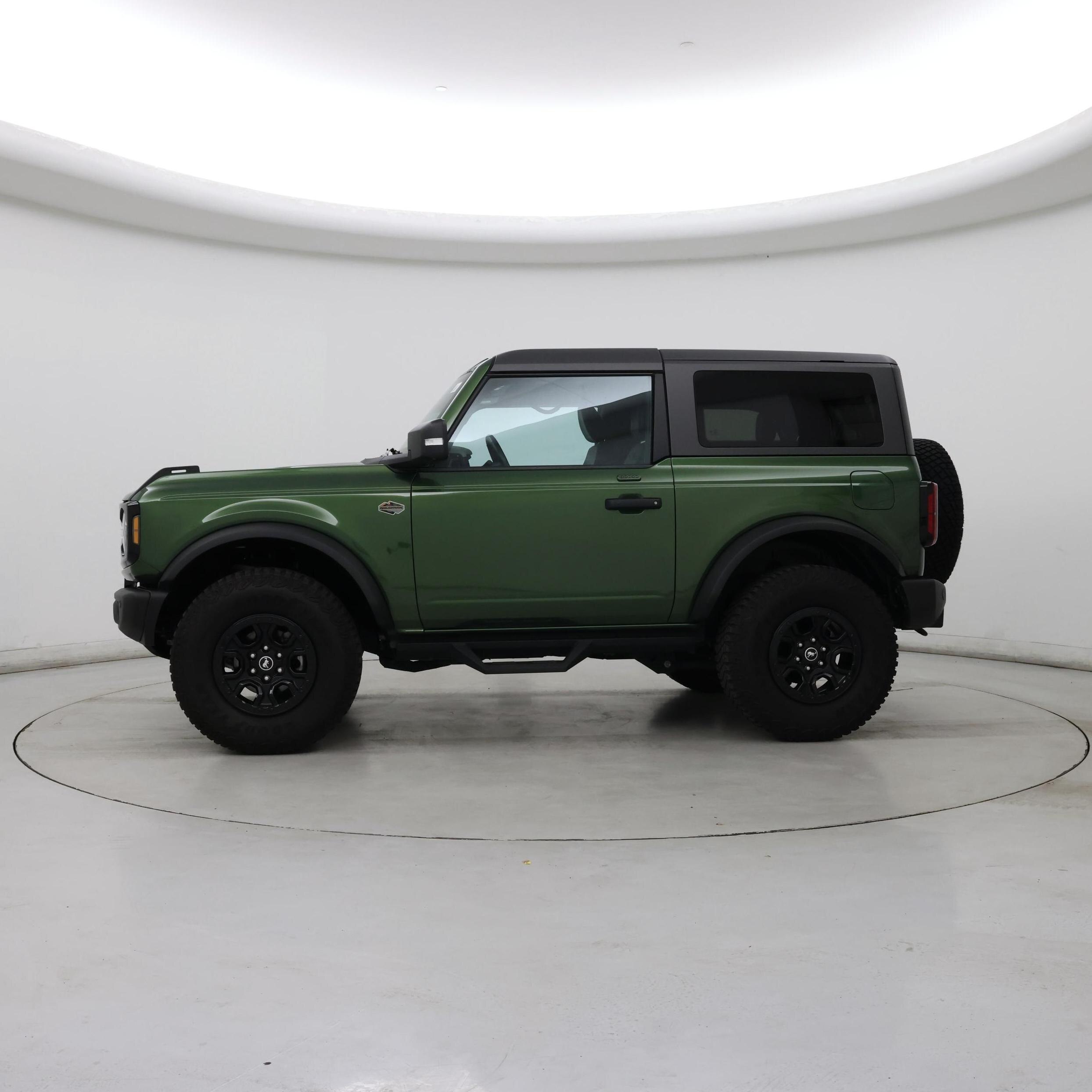 Thumbnail: 2023 Ford Bronco - 3