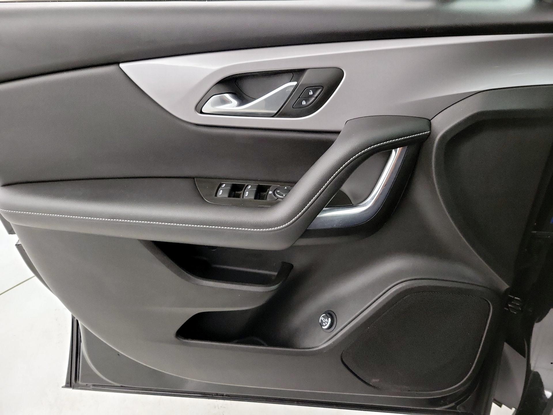 Thumbnail: 2024 Chevrolet Blazer - 12