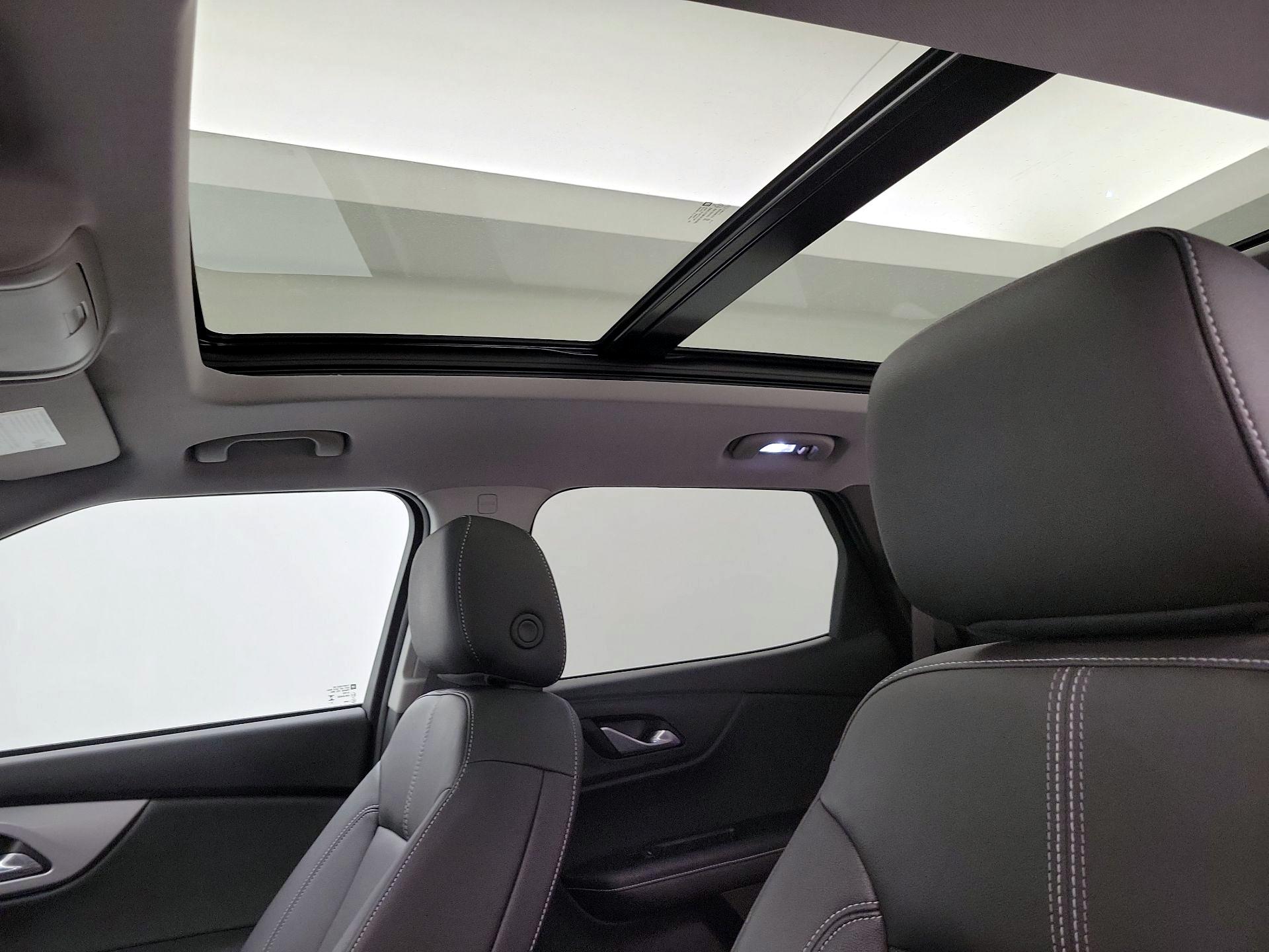 Thumbnail: 2024 Chevrolet Blazer - 19