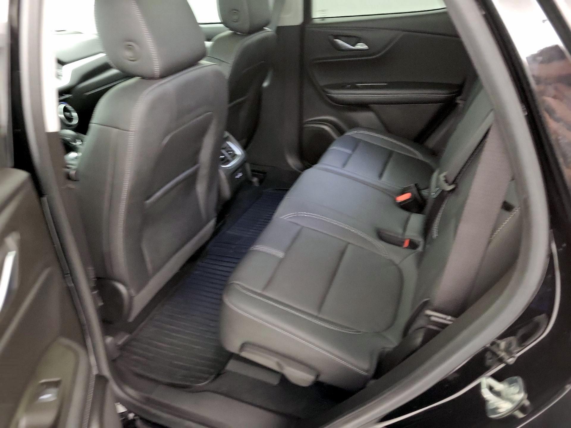 Thumbnail: 2024 Chevrolet Blazer - 20