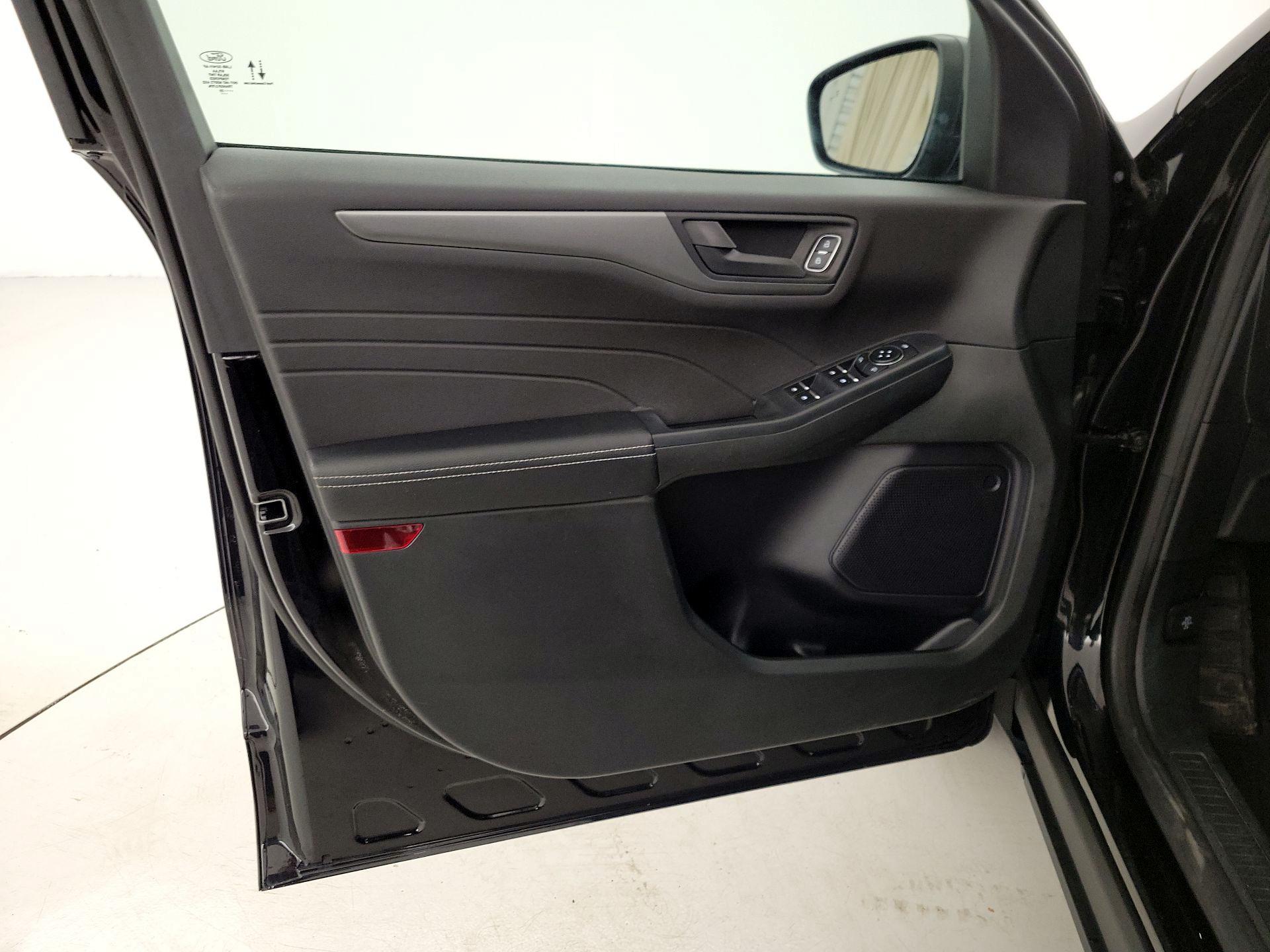 Thumbnail: 2023 Ford Escape - 12