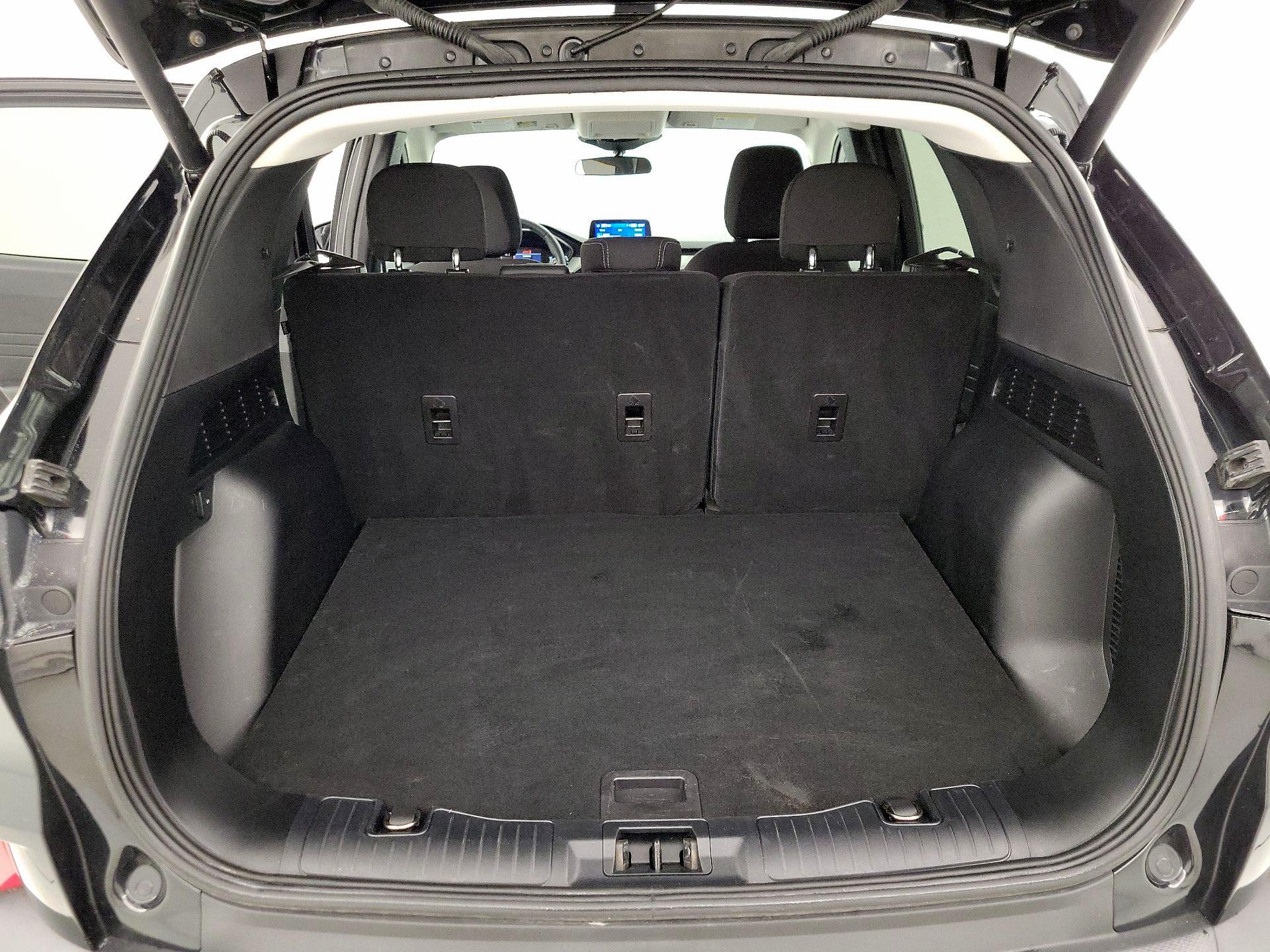 Thumbnail: 2023 Ford Escape - 20