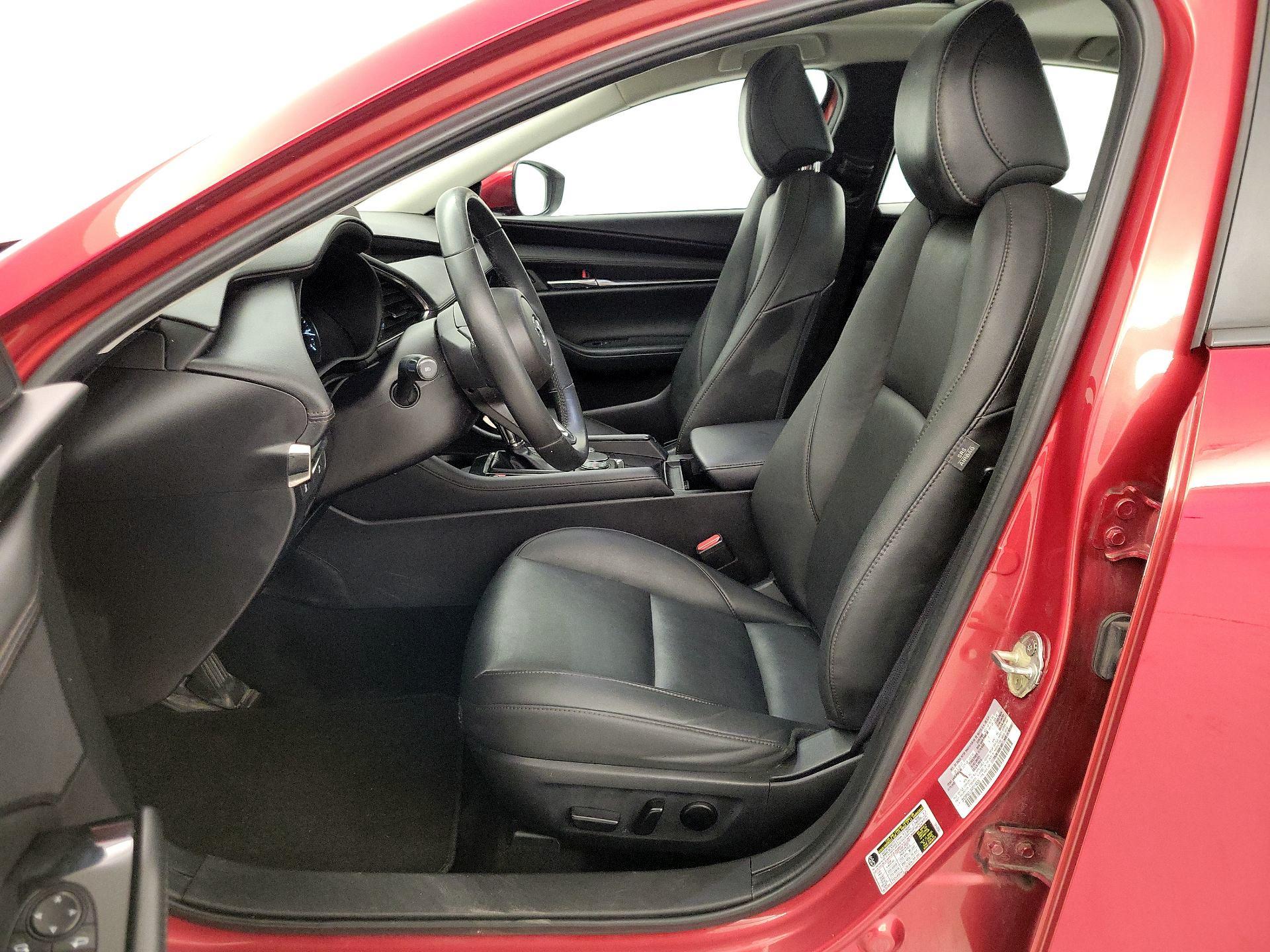 Thumbnail: 2022 Mazda Mazda3 - 11