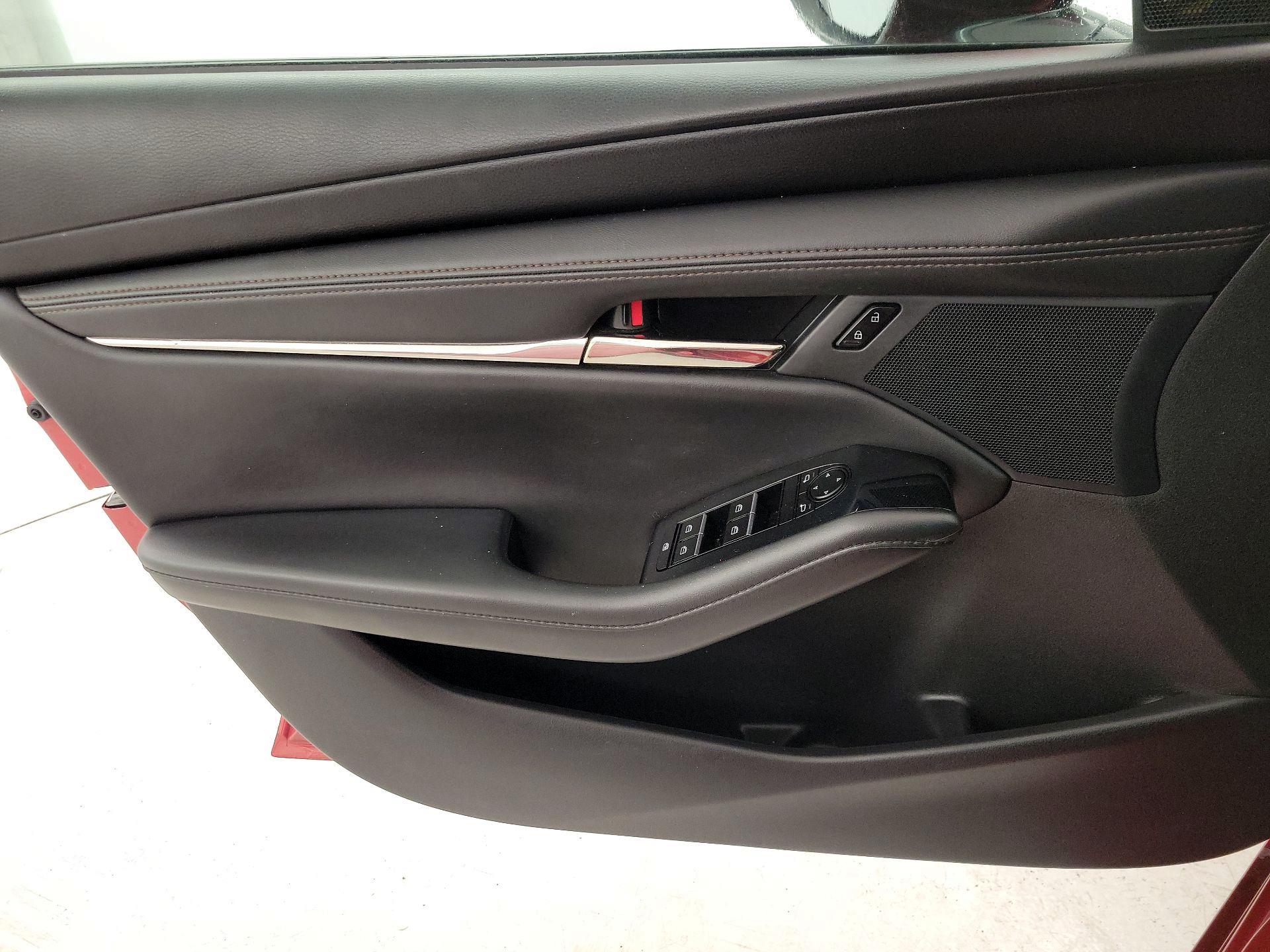 Thumbnail: 2022 Mazda Mazda3 - 12